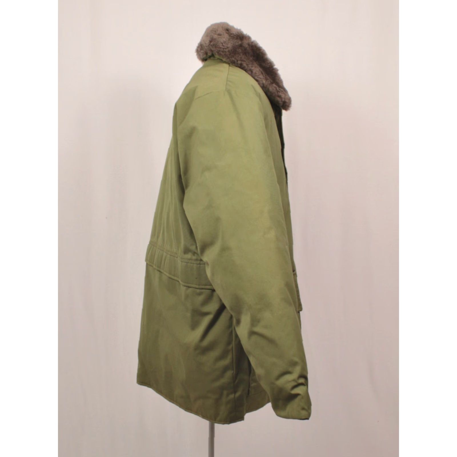 Vintage VINTAGE Browning Mens Parka Coat 70s 70s Green Down Outdoor Nyl on Sz 48 Mens Size US M / EU 48-50 / 2 - 5 Thumbnail