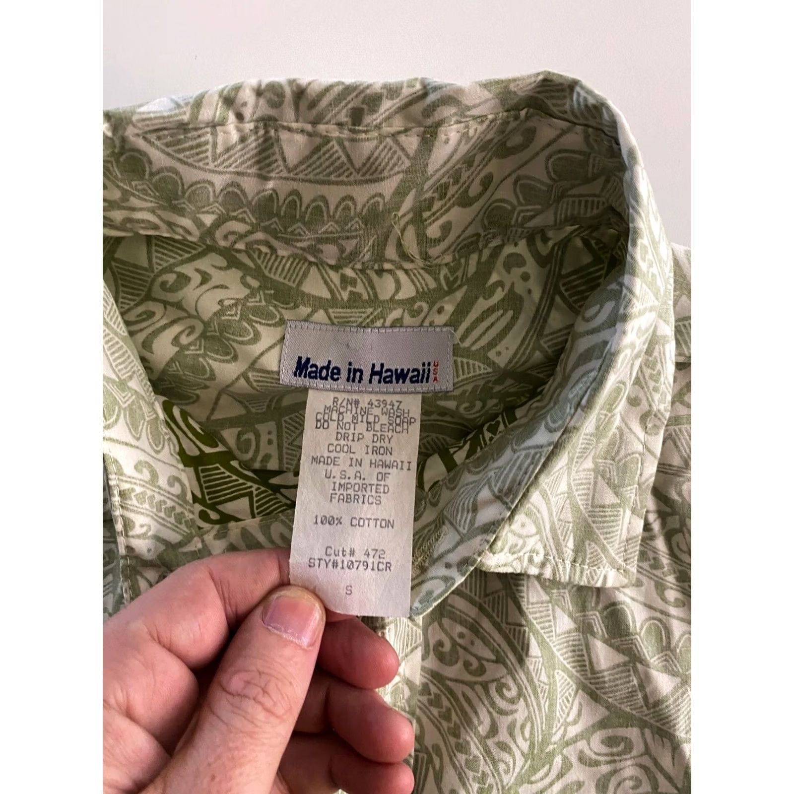 Vintage VINTAGE Hawaii Greenish Tribal Print SHORT SLEEVE BTN UP SHIRT Small S Mens Size US S / EU 44-46 / 1 - 4 Thumbnail