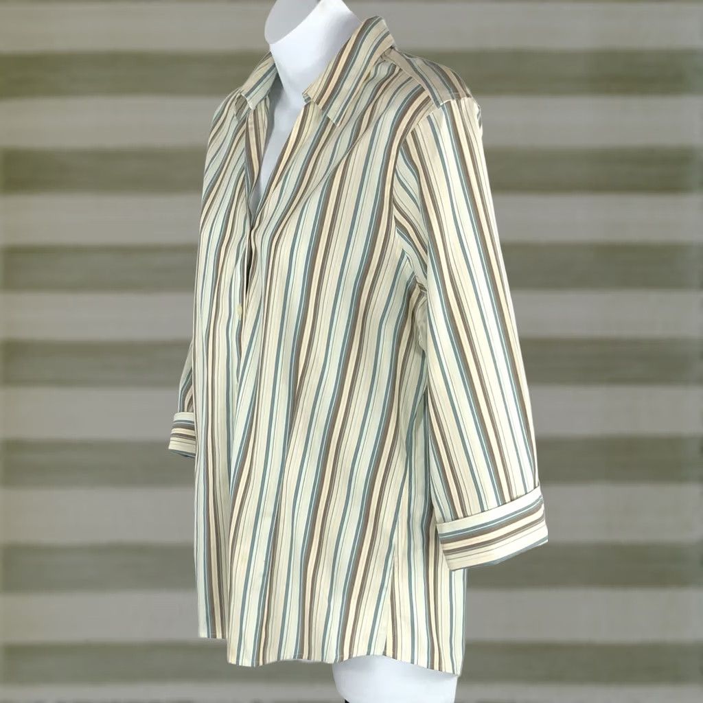 Eddie Bauer Eddie Bauer button up top M striped blue ivory 3/4 cuff sleeve collar career Size M / US 6-8 / IT 42-44 - 1 Thumbnail