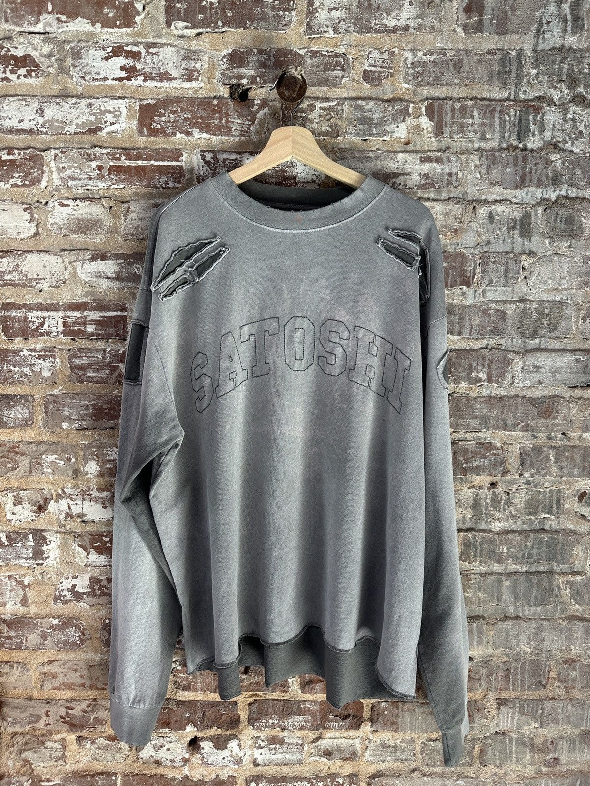 Satoshi Nakamoto Satoshi Collegiate Washed Longsleeve Size US XL / EU 56 / 4 - 1 Thumbnail