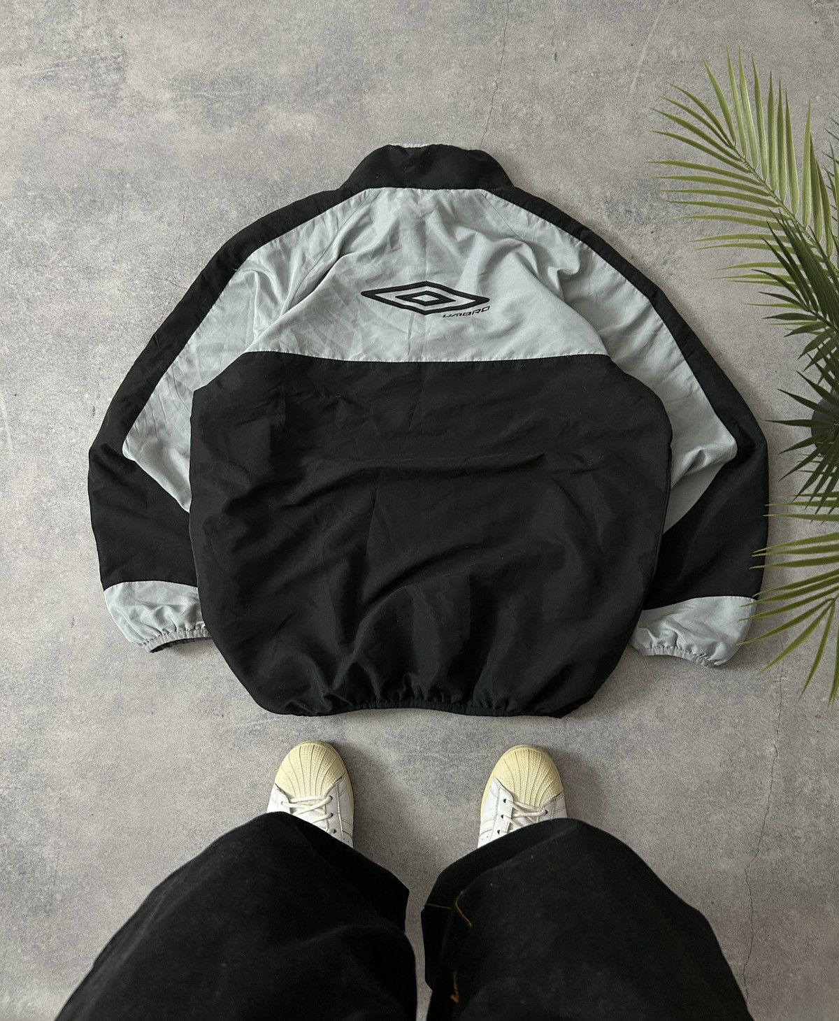 Umbro Vintage Umbro Nylons 1/4 zip sweatshirt Balenciaga style Size US L / EU 52-54 / 3 - 2 Thumbnail