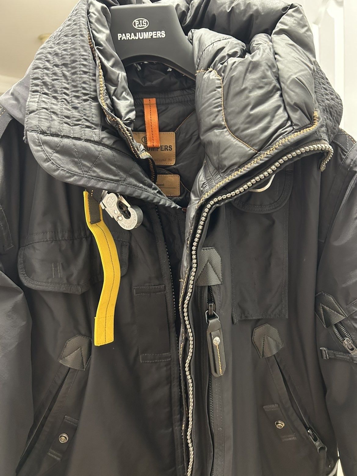 Parajumpers GOBI - HOODED BOMBER (L) Size US L / EU 52-54 / 3 - 5 Thumbnail