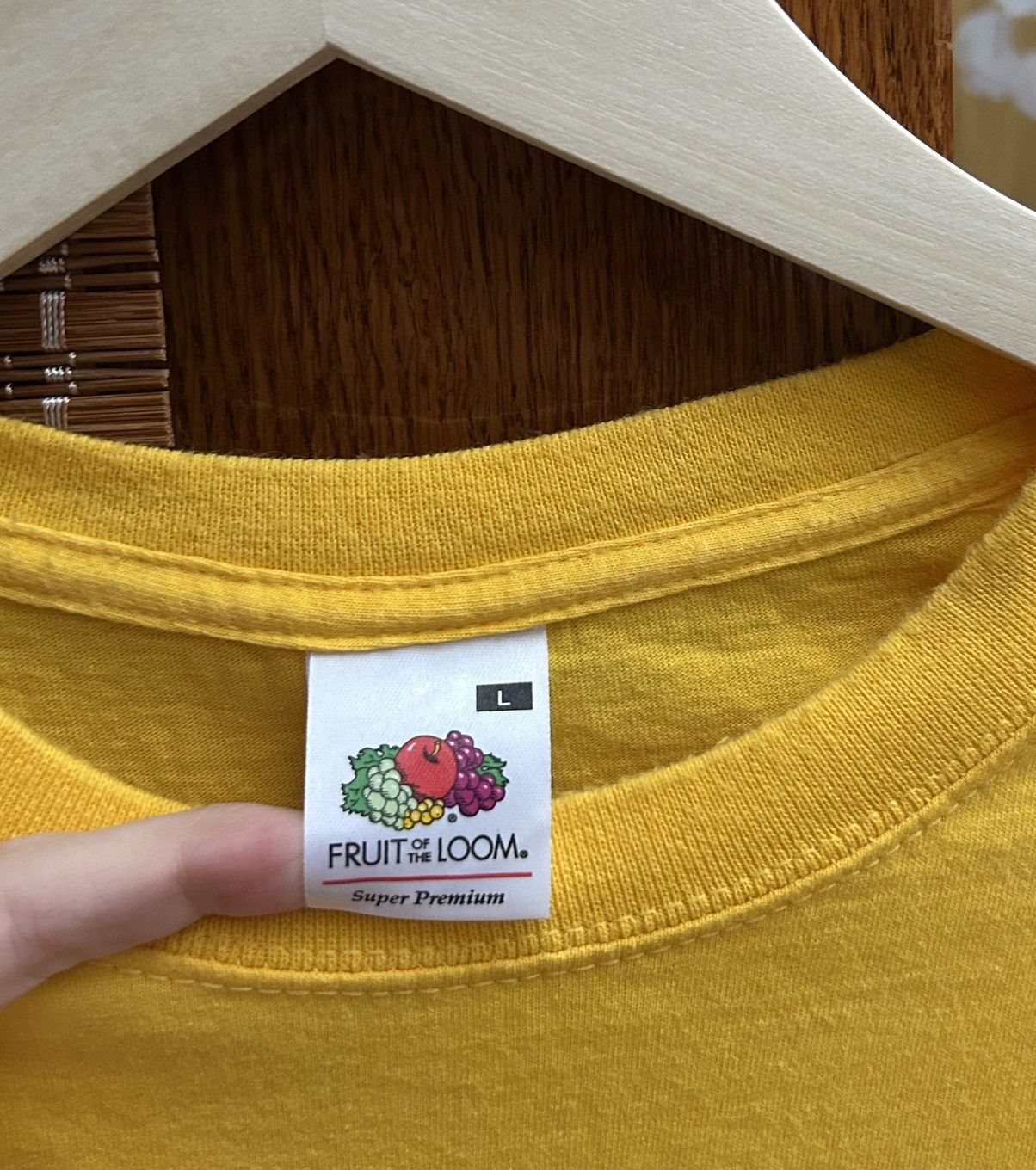 Fruit Of The Loom Vintage 2006 Danger Mouse 25th Anniversary Yellow T-Shirt Size US L / EU 52-54 / 3 - 6 Thumbnail