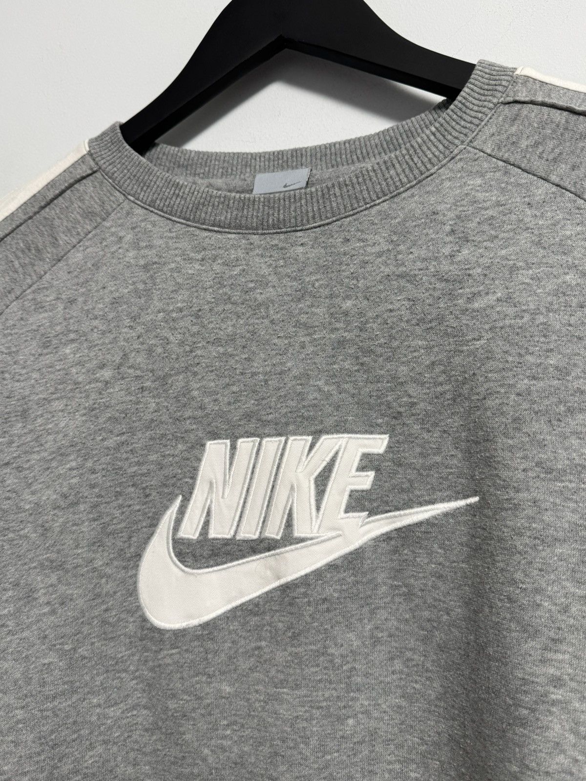 Nike Nike Vintage Y2K Style Big Logo Swoosh Size US L / EU 52-54 / 3 - 4 Thumbnail