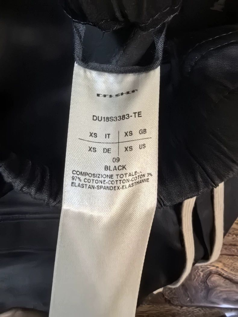 Rick Owens Rick Owens size xs Black cargo shorts Size US 28 / EU 44 - 3 Thumbnail