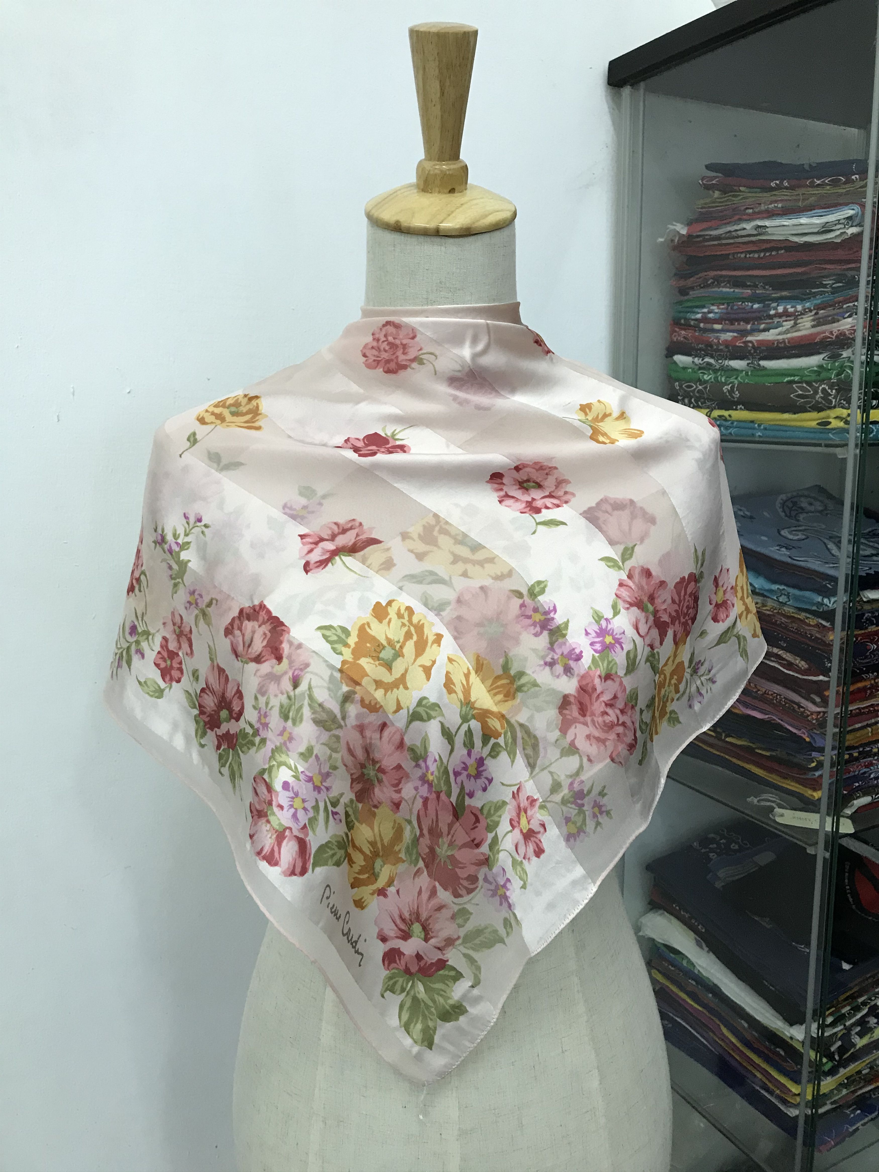 Pierre Cardin Vintage Pierre Cardin Silk Scarf Size ONE SIZE - 1 Thumbnail