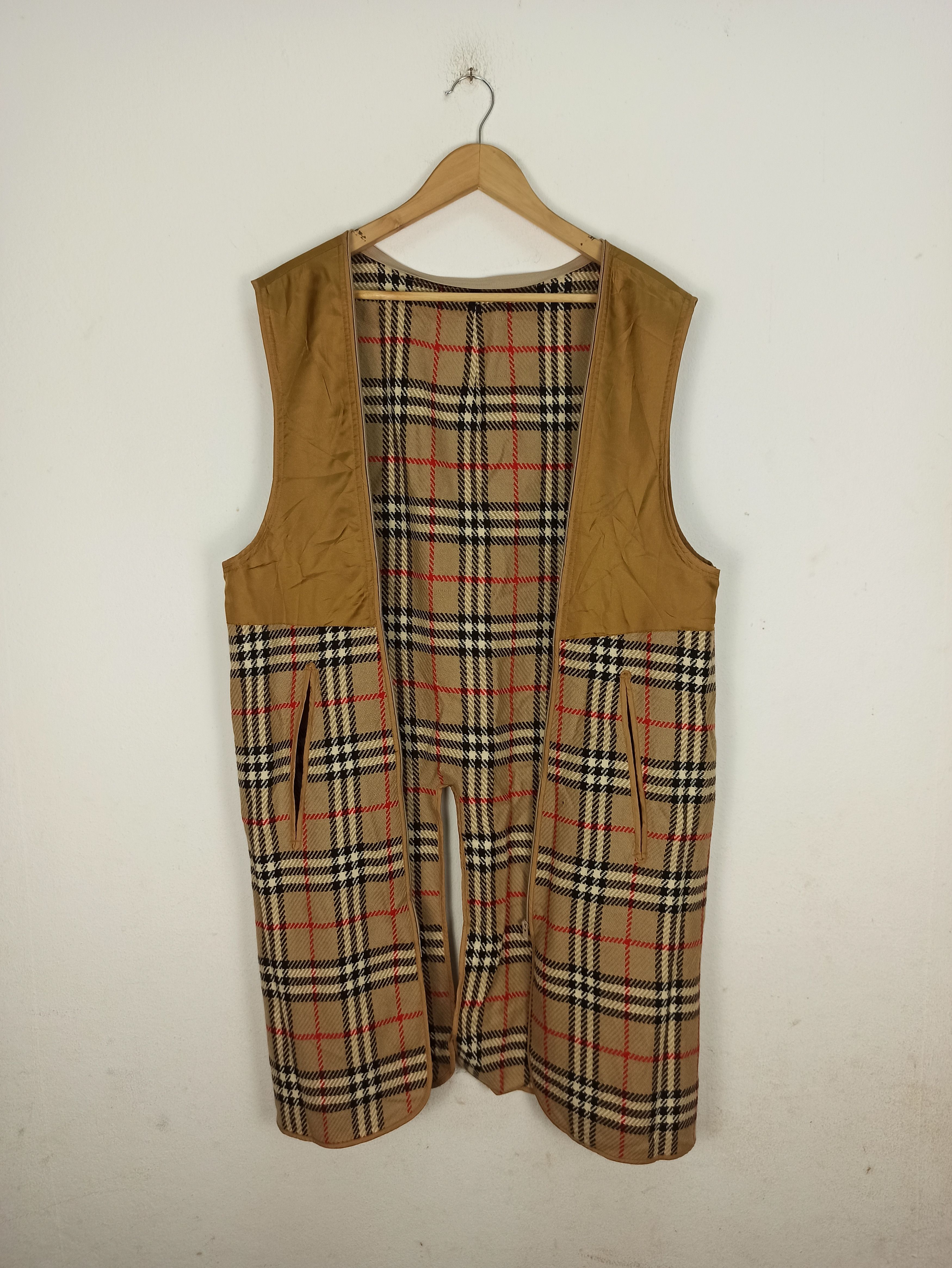Burberry Vintage Inner Burberry london Wool Size US L / EU 52-54 / 3 - 1 Thumbnail