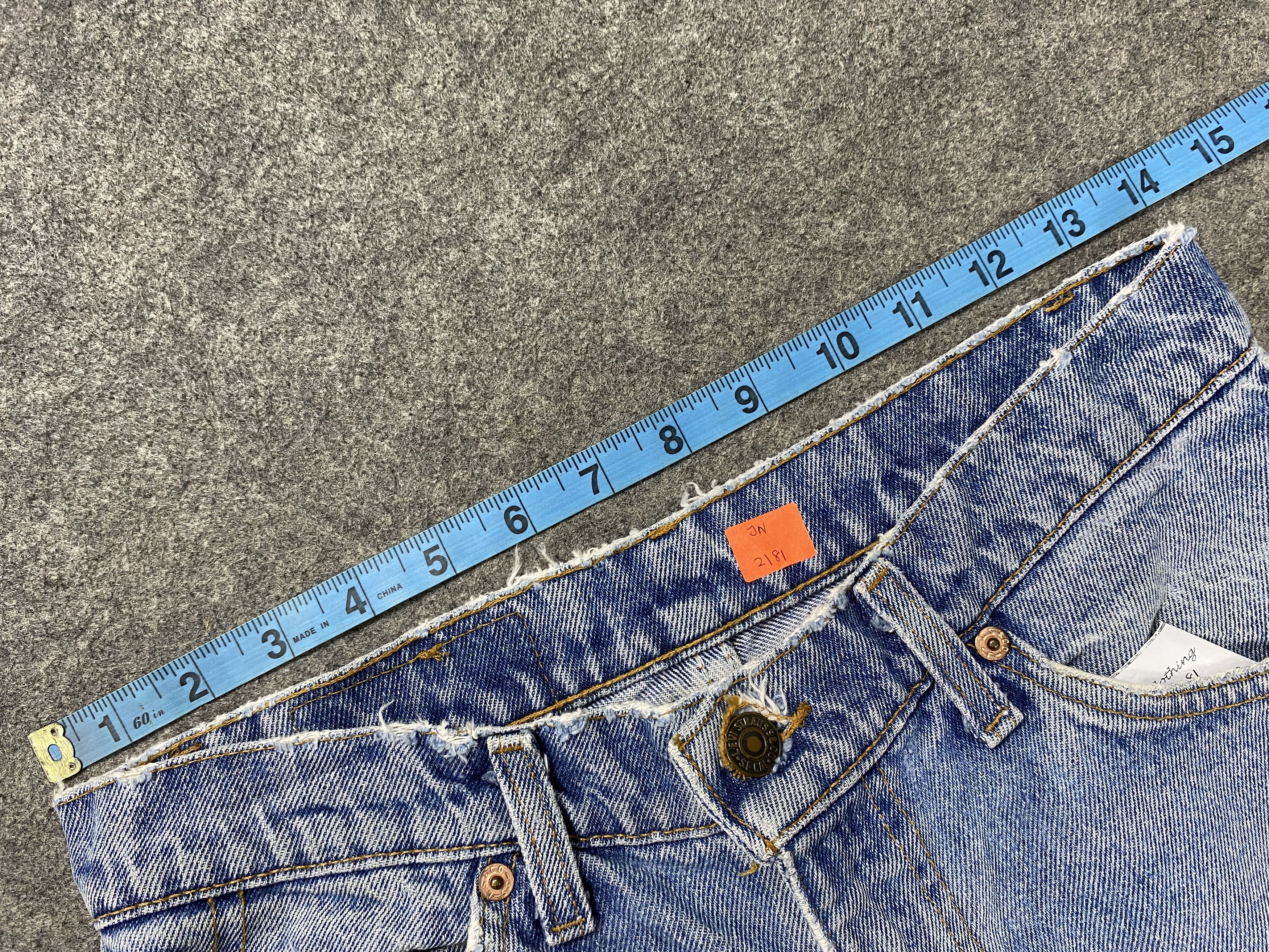Levi's Blue Vintage Levi's 560 Jeans 28x31 Denim -JN2181 Size US 28 / EU 44 - 4 Thumbnail