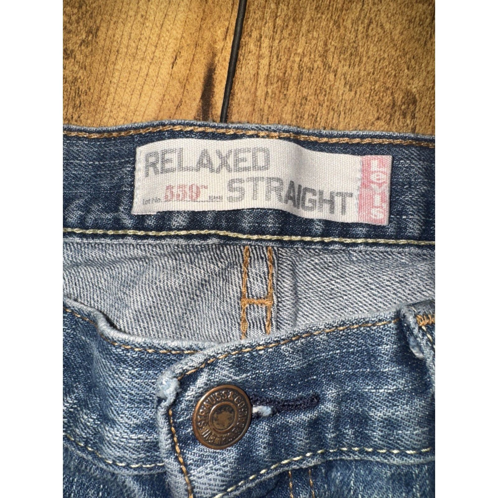 Levi's VINTAGE Levi’s 559 Relaxed Straight Jeans Men’s Blue 34x30 Medium Wash Denim USA Size US 34 / EU 50 - 3 Thumbnail