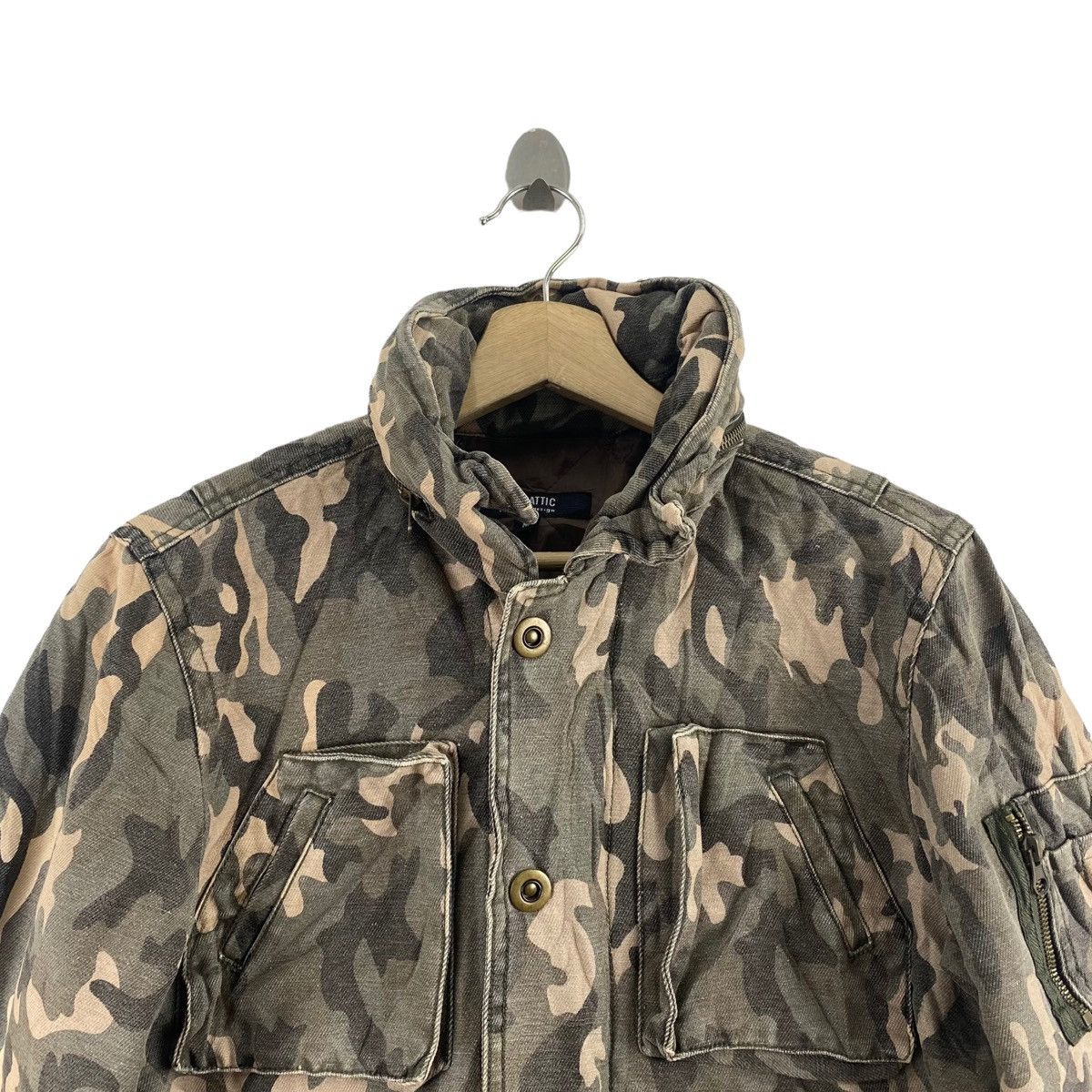 In The Attic IN THE ATTIC Changeabl Design Army Military Camouflage Size US M / EU 48-50 / 2 - 2 Thumbnail
