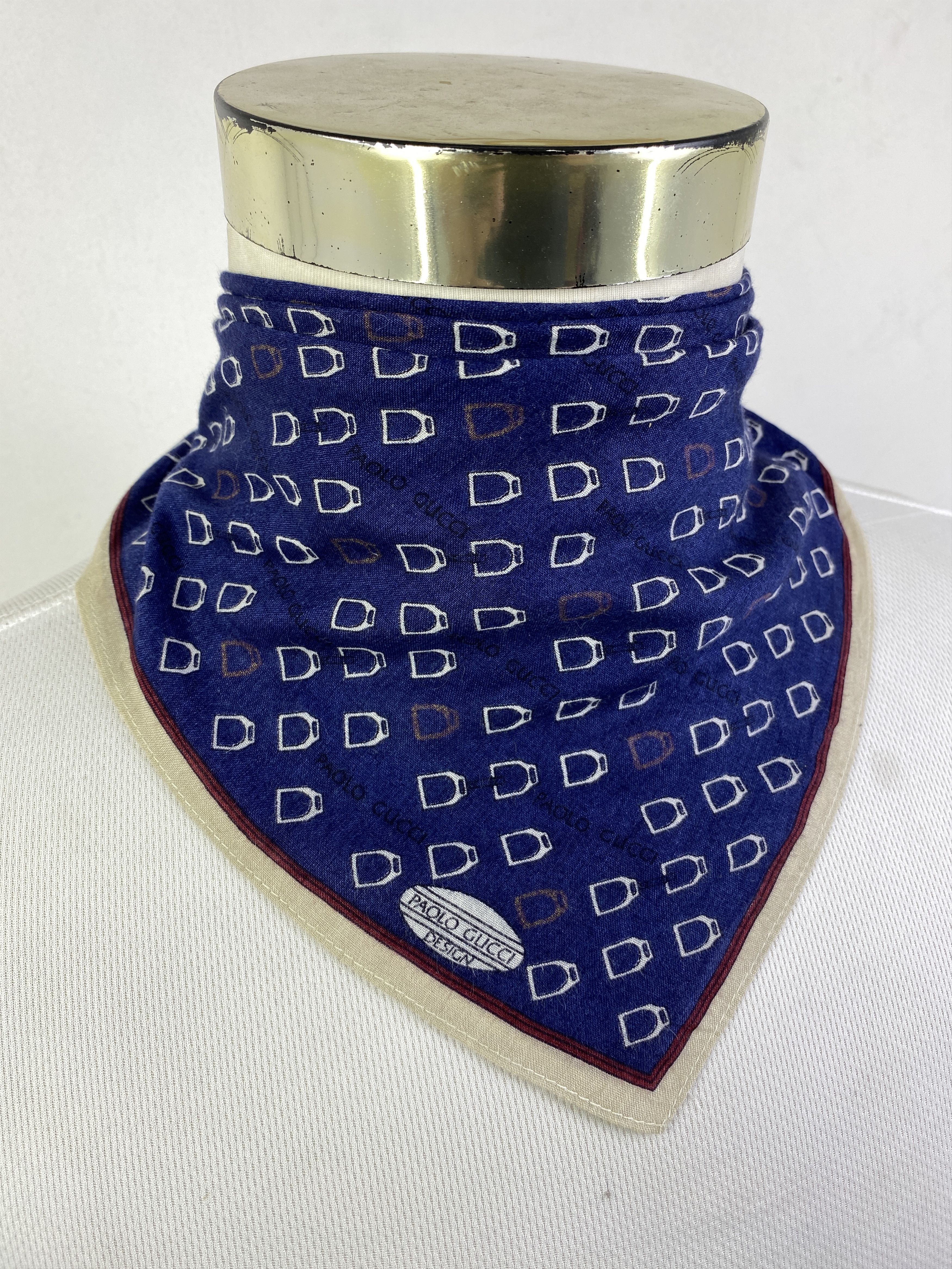 Paolo Gucci Vintage Paolo Gucci Handkerchief / Neckerchief HKC0990 Size ONE SIZE - 2 Thumbnail