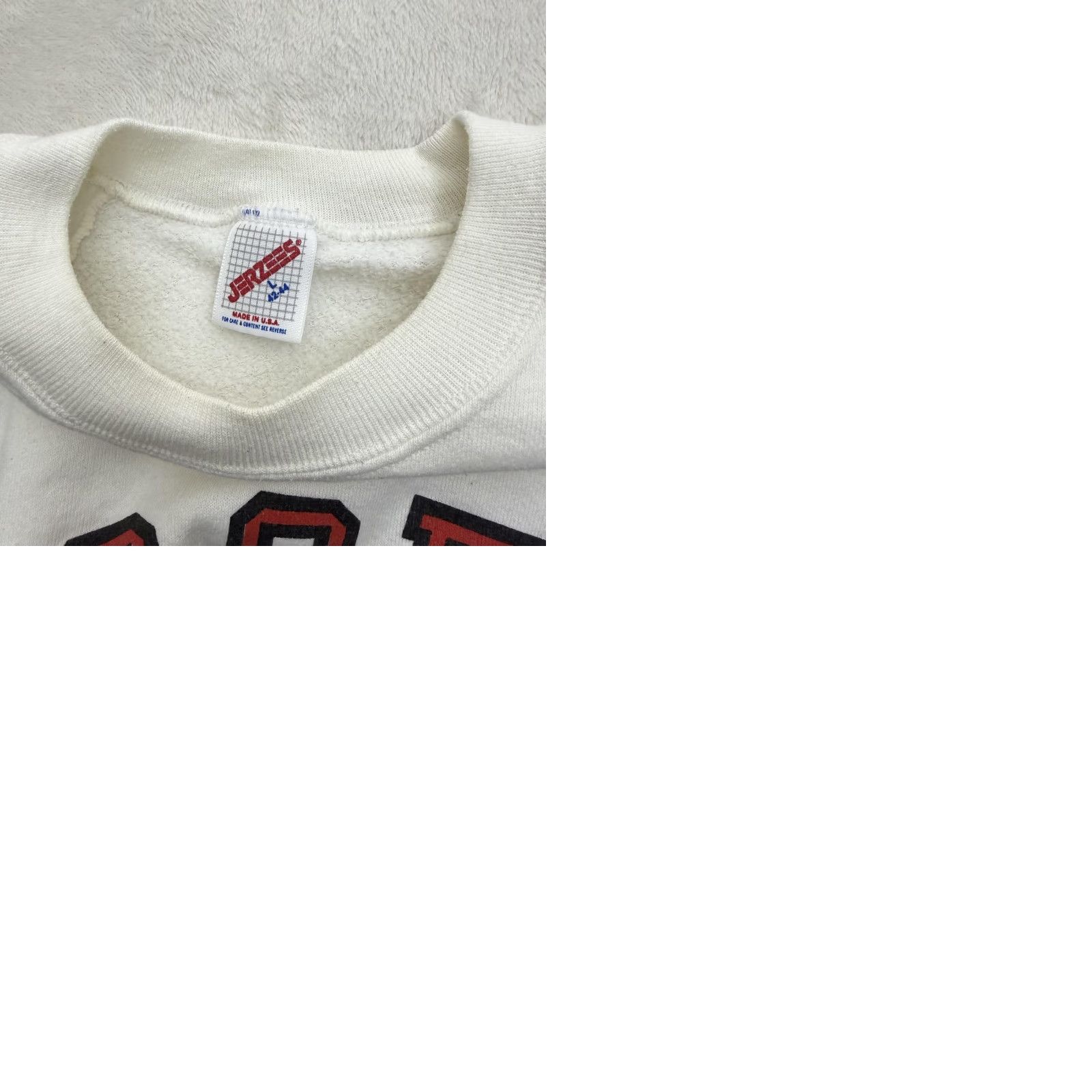 Jerzees VINTAGE Disney Goofy Sports Jerzees Sweatshirt Mens Large White Graphic Print Fleece USA Size US L / EU 52-54 / 3 - 10 Thumbnail