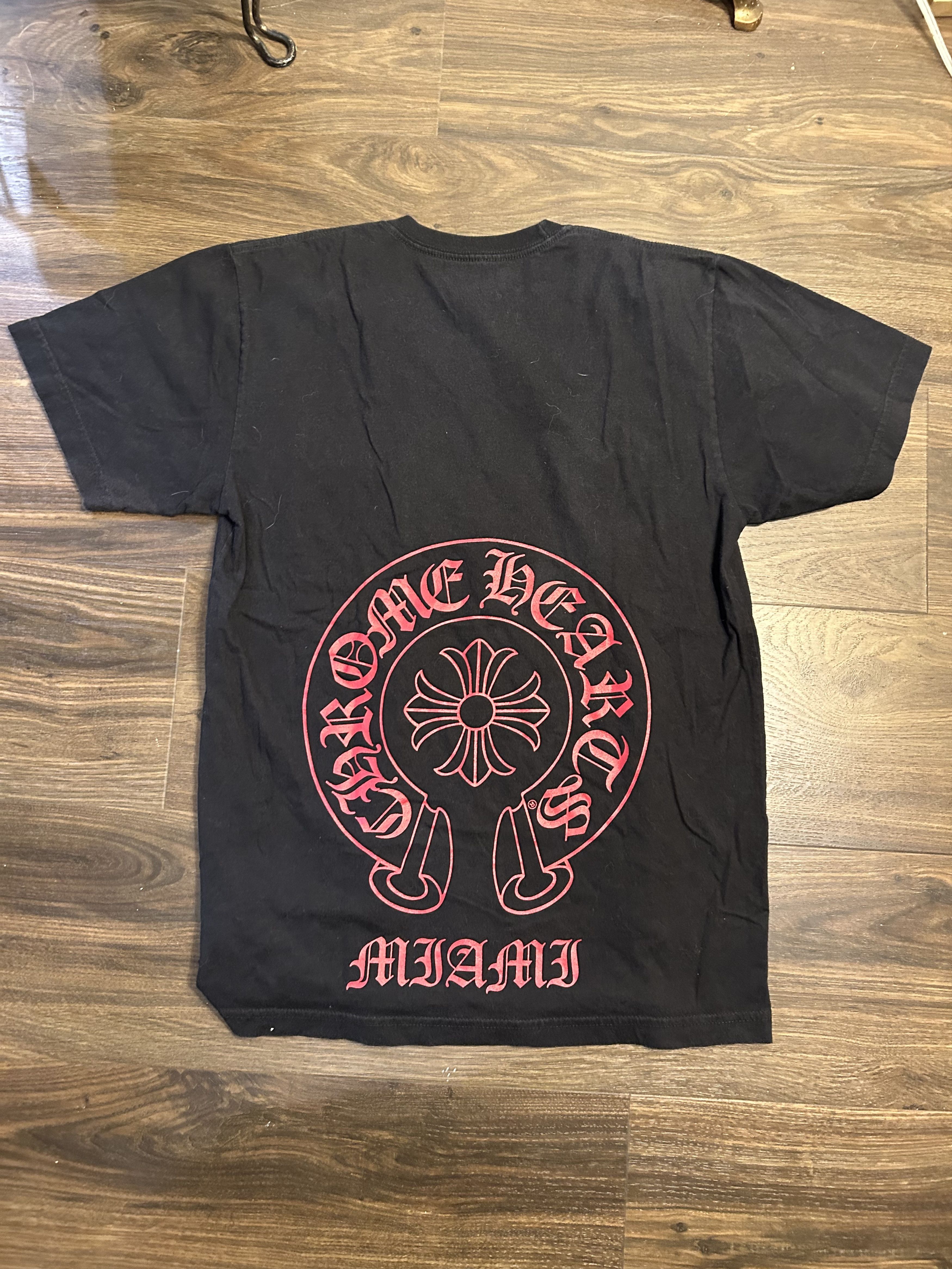 Chrome Hearts CHROME HEARTS Horseshoe Pocket T-Shirt BLACK | Grailed