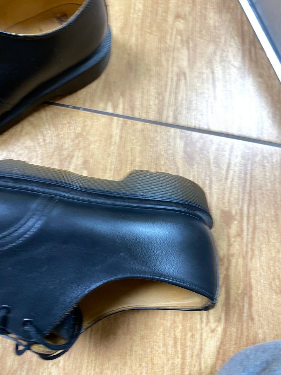 Dr. Martens 1980s Doc Martens Leather Derby Made In England Size US 9 / EU 42 - 16 Thumbnail
