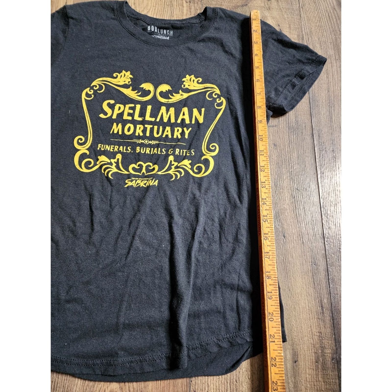 Vintage Womens M Chilling Adventures of Sabrina Spellman Mortuary T Shirt Distressed Shirt Adult M Black Casual Cotton Blend Knit Boxlunch Womens 90s? Size M / US 6-8 / IT 42-44 - 2 Thumbnail