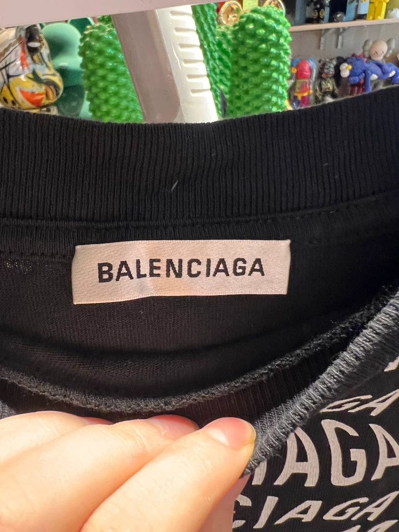 Balenciaga Balenciaga Black Full Print Long Sleeve Underlayer Size US S / EU 44-46 / 1 - 2 Thumbnail