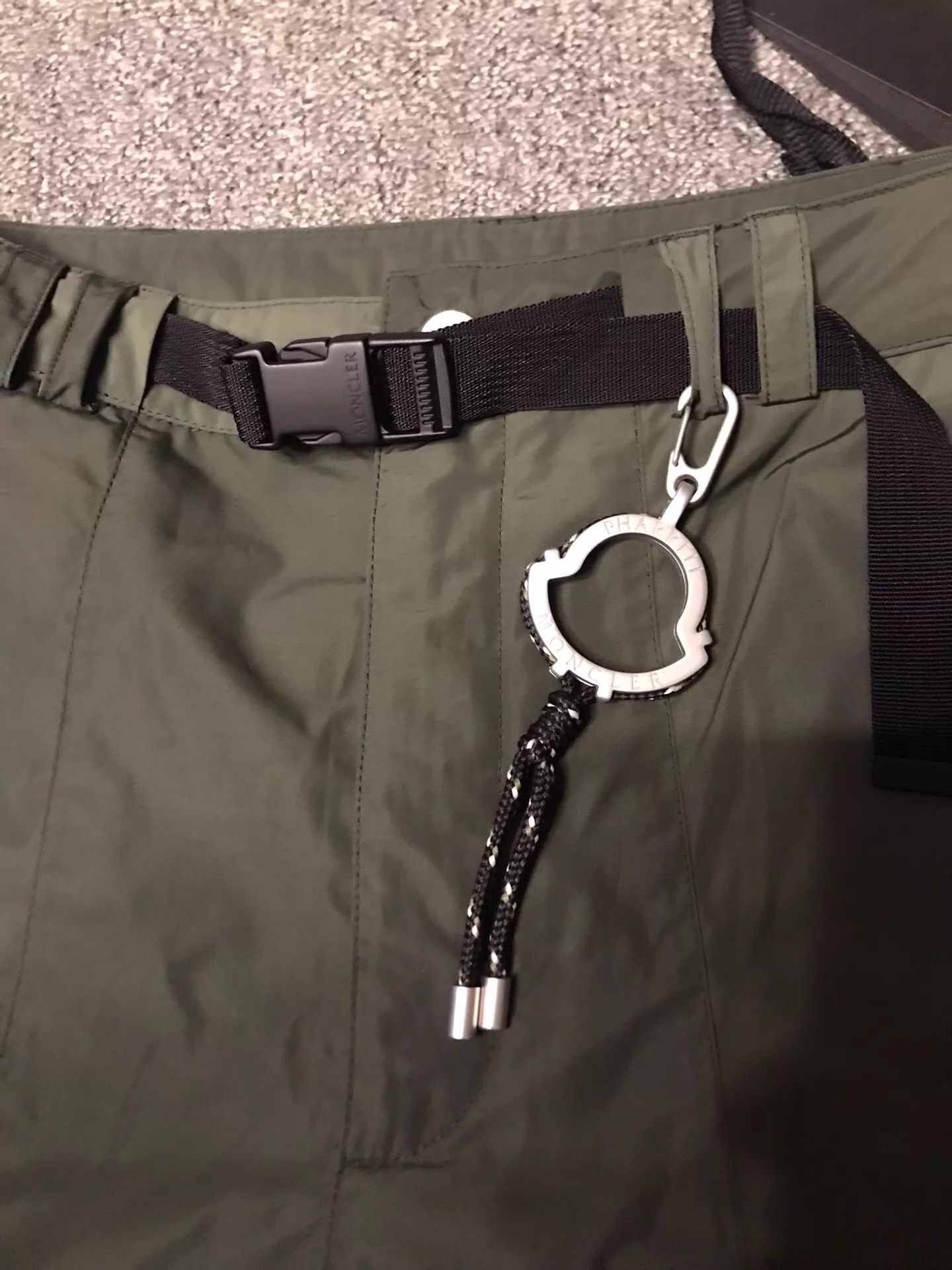Moncler Moncler x Pharrell Williams Colorblocked Cargo Detach 48 Size US 32 / EU 48 - 6 Thumbnail