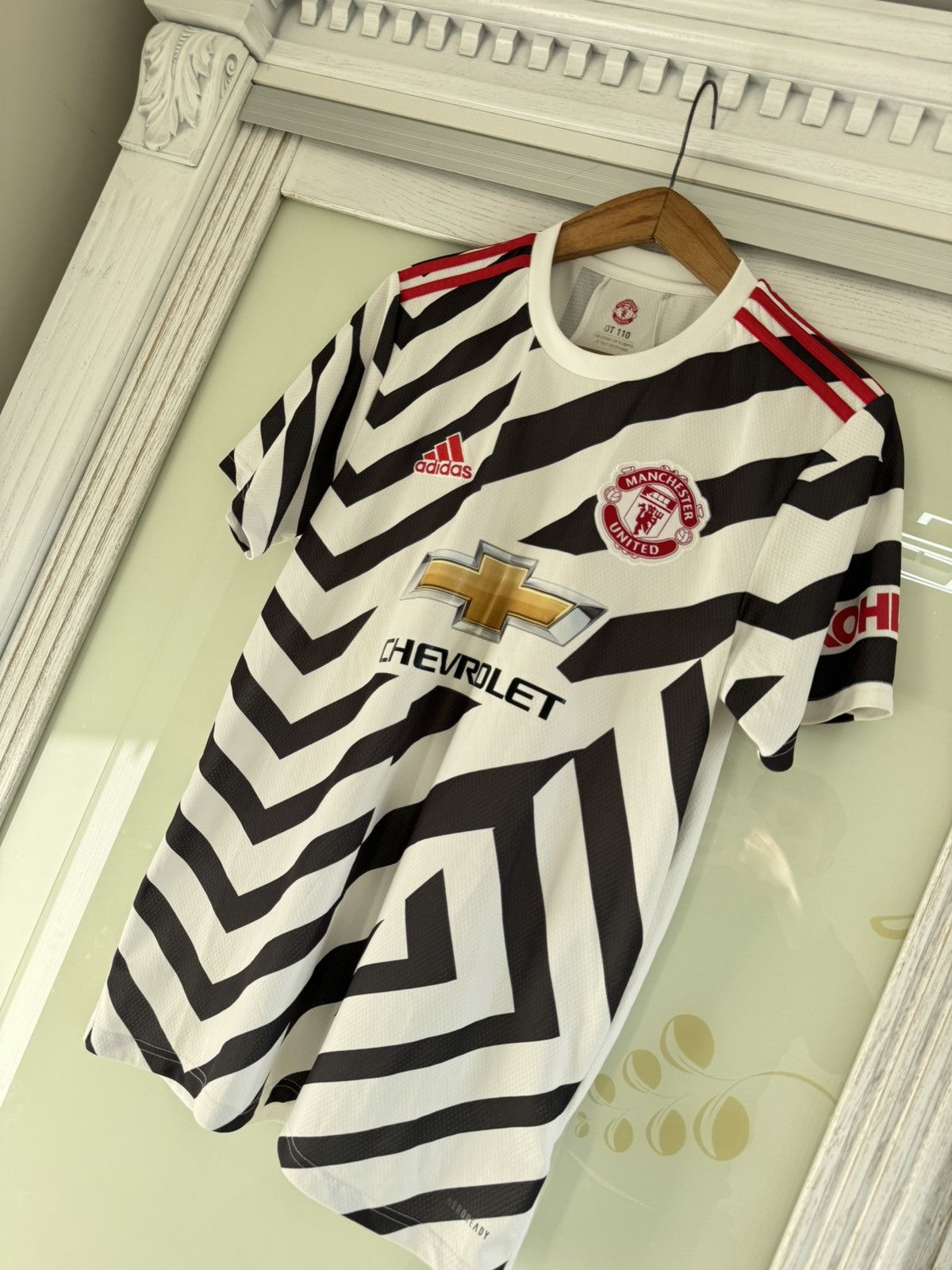 Adidas Manchester United 2020-2021 Third Soccer Jersey Football Kit Size US M / EU 48-50 / 2 - 3 Thumbnail