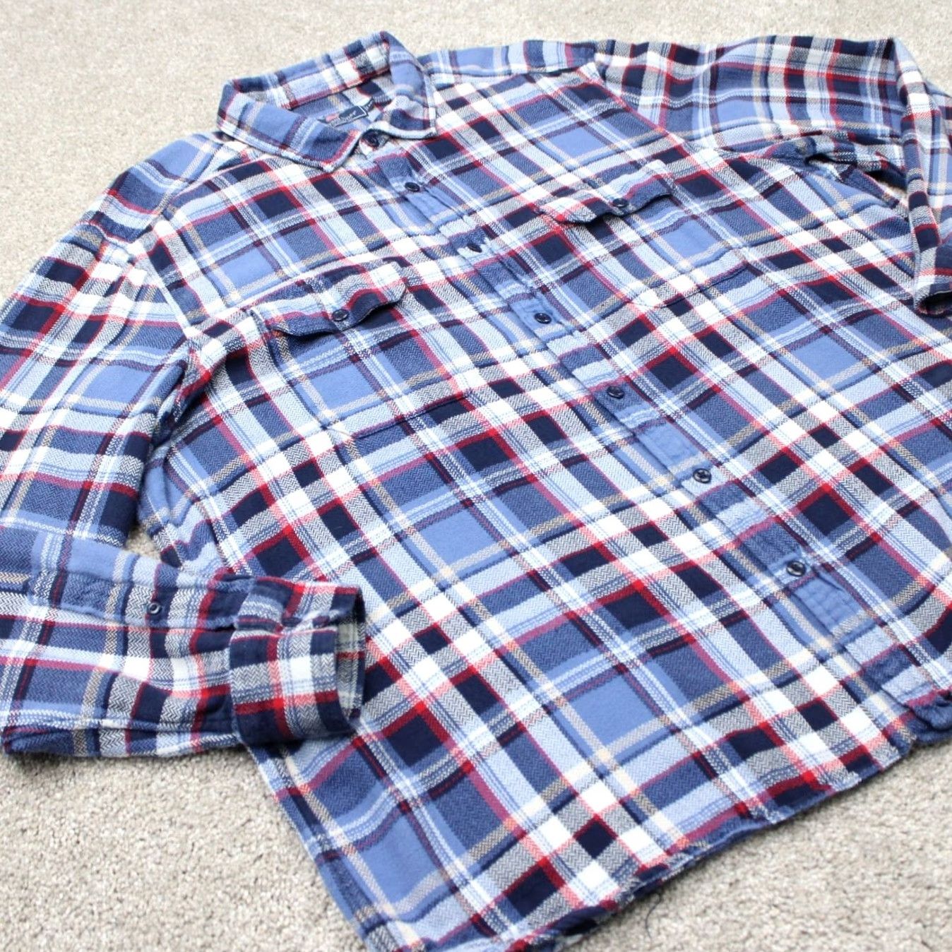 Vineyard Vines Vineyard Vines Shirt Mens 2XL XXL Blue/Red Plaid Flannel 100% Cotton Long Sleeve Button-Up Shirt Mens Size US XXL / EU 58 / 5 - 5 Thumbnail