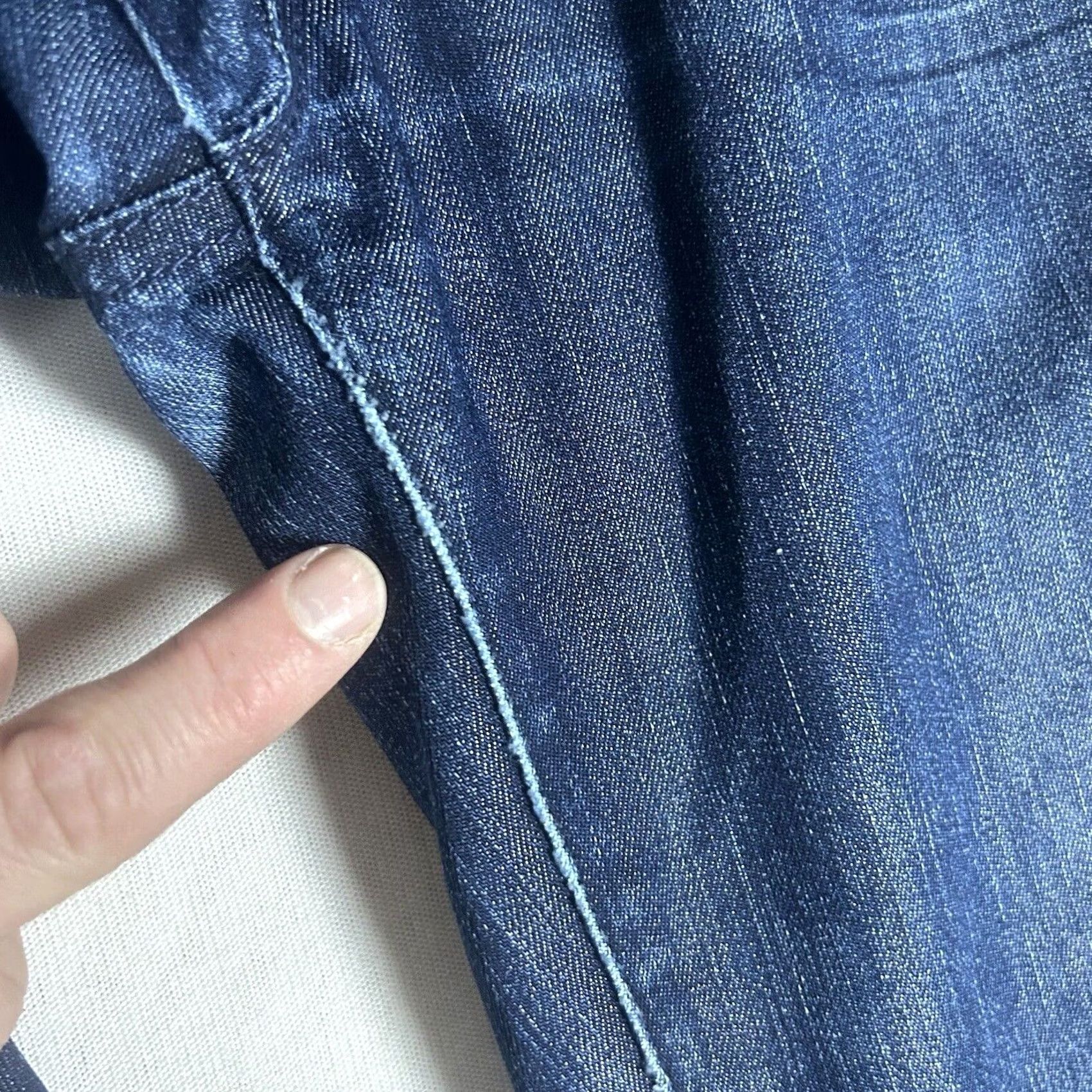 J Brand J Brand Jeans Blue Denim Straight Leg Womens Size 26 Medium Wash Low Rise Denim"} Size 26" / US 2 / IT 38 - 2 Thumbnail