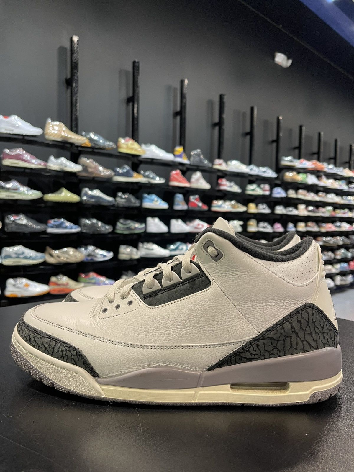 Jordan Brand Size 13 - Jordan 3 Retro Cement Grey Size US 13 / EU 46 - 1 Thumbnail