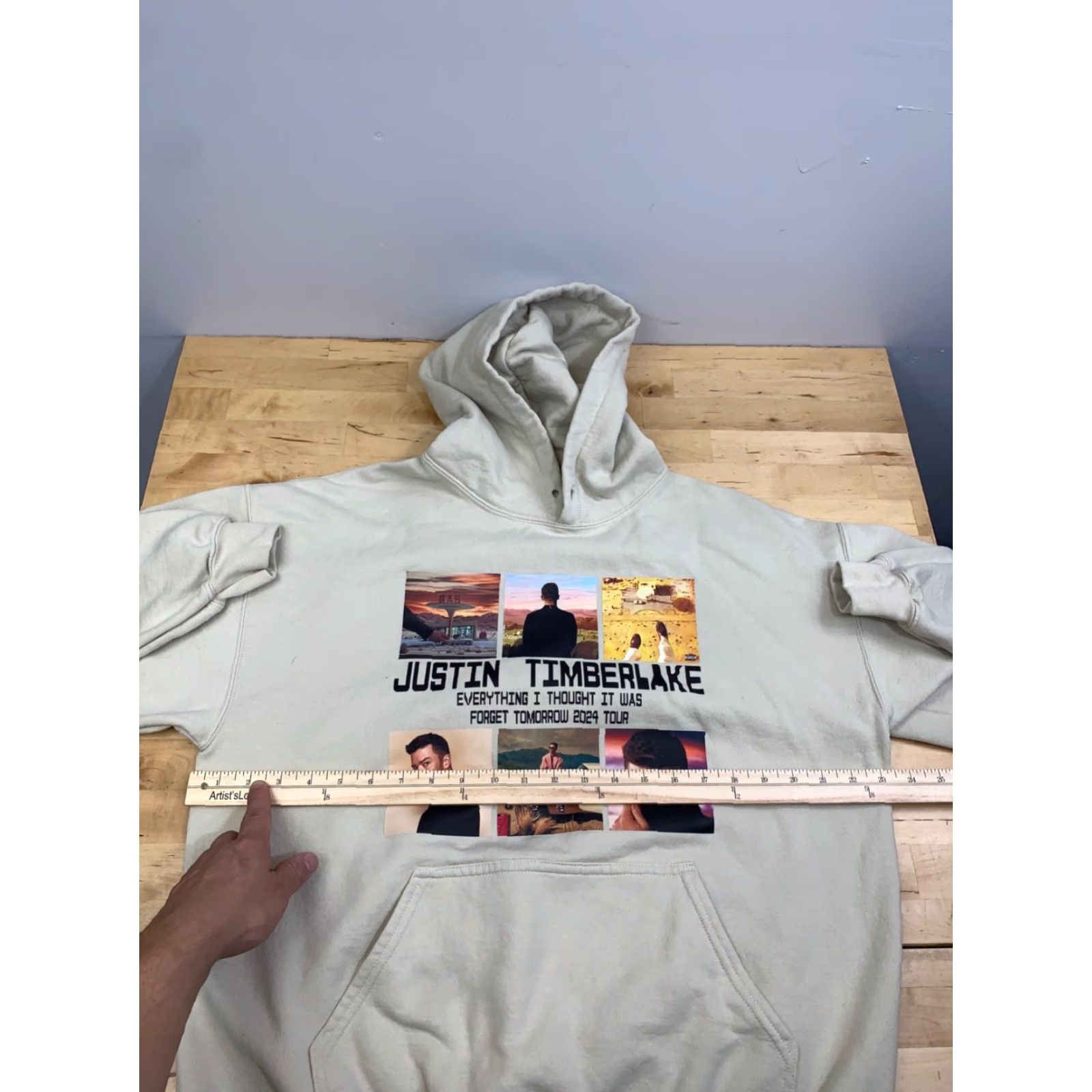 Gildan 2024 Justin Timberlake Forget Tomorrow World Tour Hoodie L Beige Merch Mens Pullover Hooded Pockets All Seasons Size US L / EU 52-54 / 3 - 5 Thumbnail