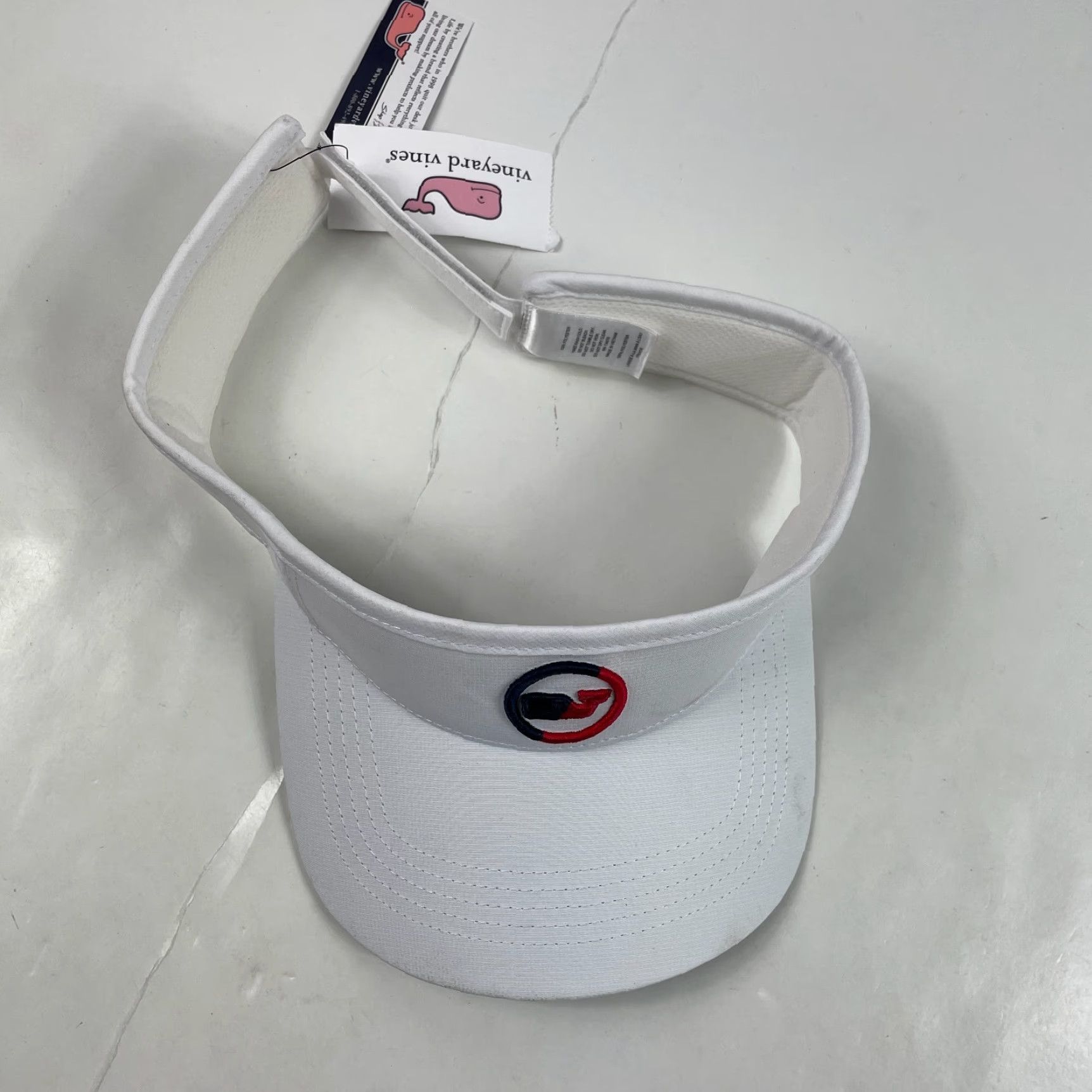 Vineyard Vines Vineyard Vines Hat Cap Visor Strap Back White USA Patriotic Tennis Golf Golfing Unisex Adults One Size White Visor Casual Outdoor Adjustable Size ONE SIZE - 7 Thumbnail
