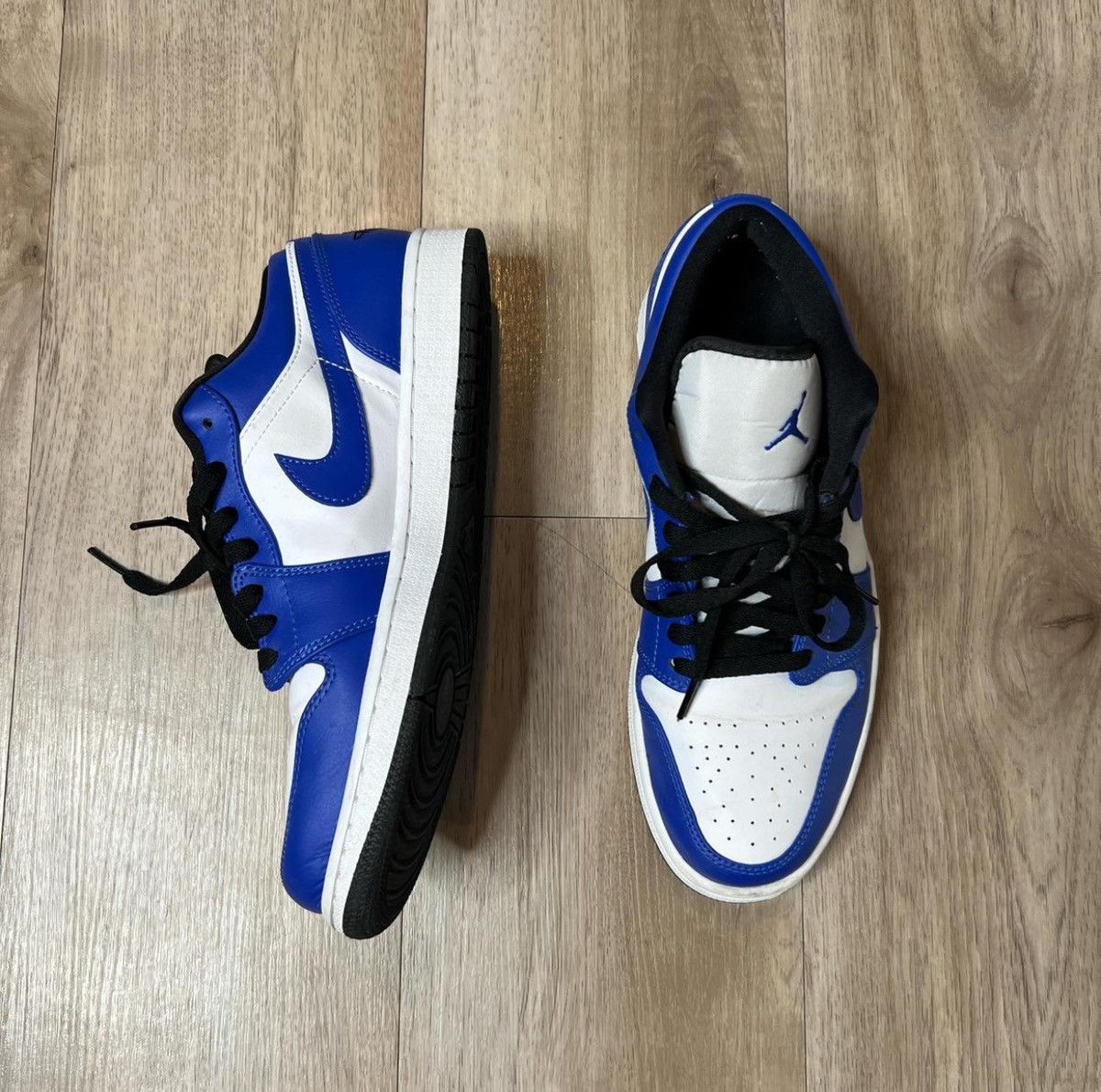 Nike Air Jordan 1 Sneakers Size US 10 / EU 43 - 1 Thumbnail