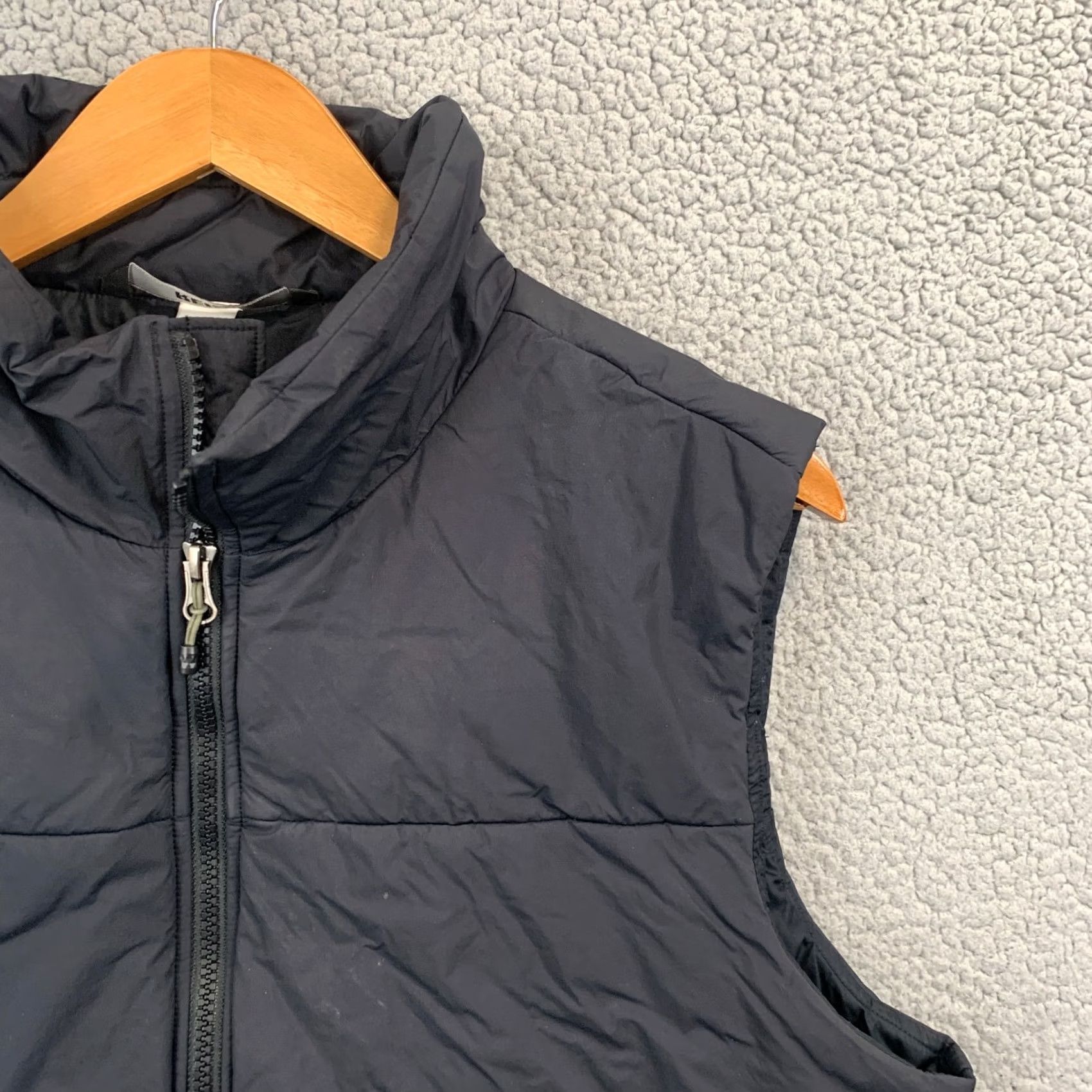 Vintage REI Puffer Vest Mens Medium Insulated Full Zip Black Hiking Outdoors Size US M / EU 48-50 / 2 - 2 Thumbnail