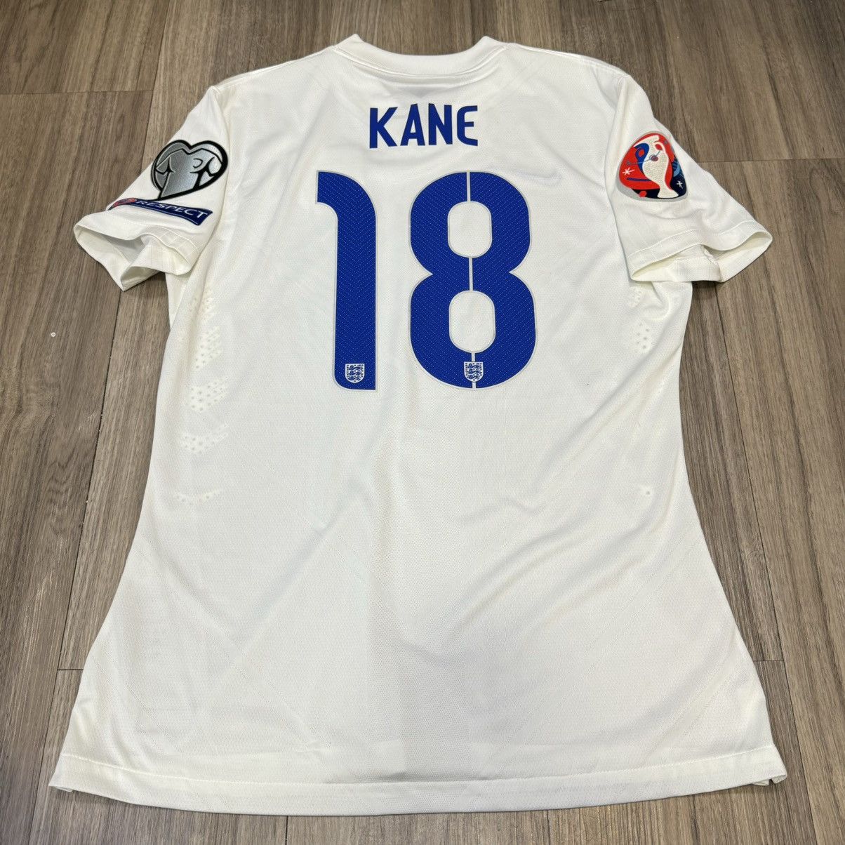 Nike England 14/15 player issue home shirt #18 Kane Size US L / EU 52-54 / 3 - 2 Thumbnail
