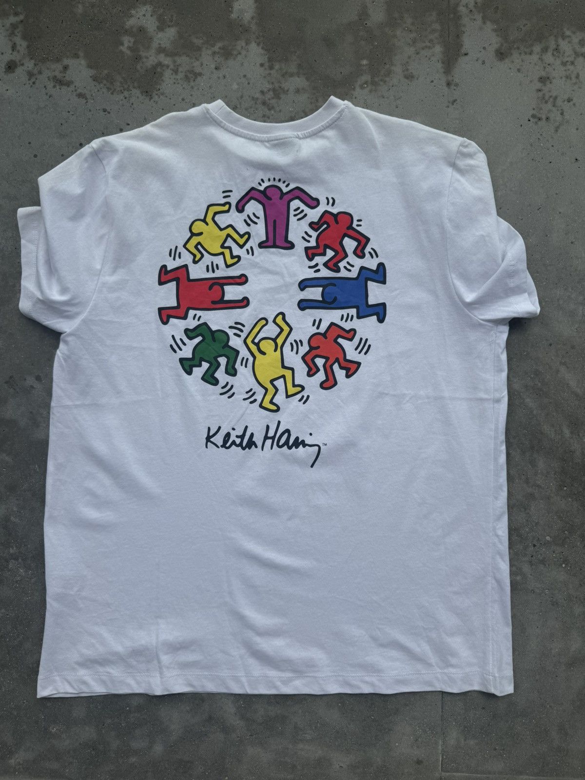 Keith Haring Kieth Haring tees T-shirt streetwear hype rare sneakers Size US XXL / EU 58 / 5 - 2 Thumbnail