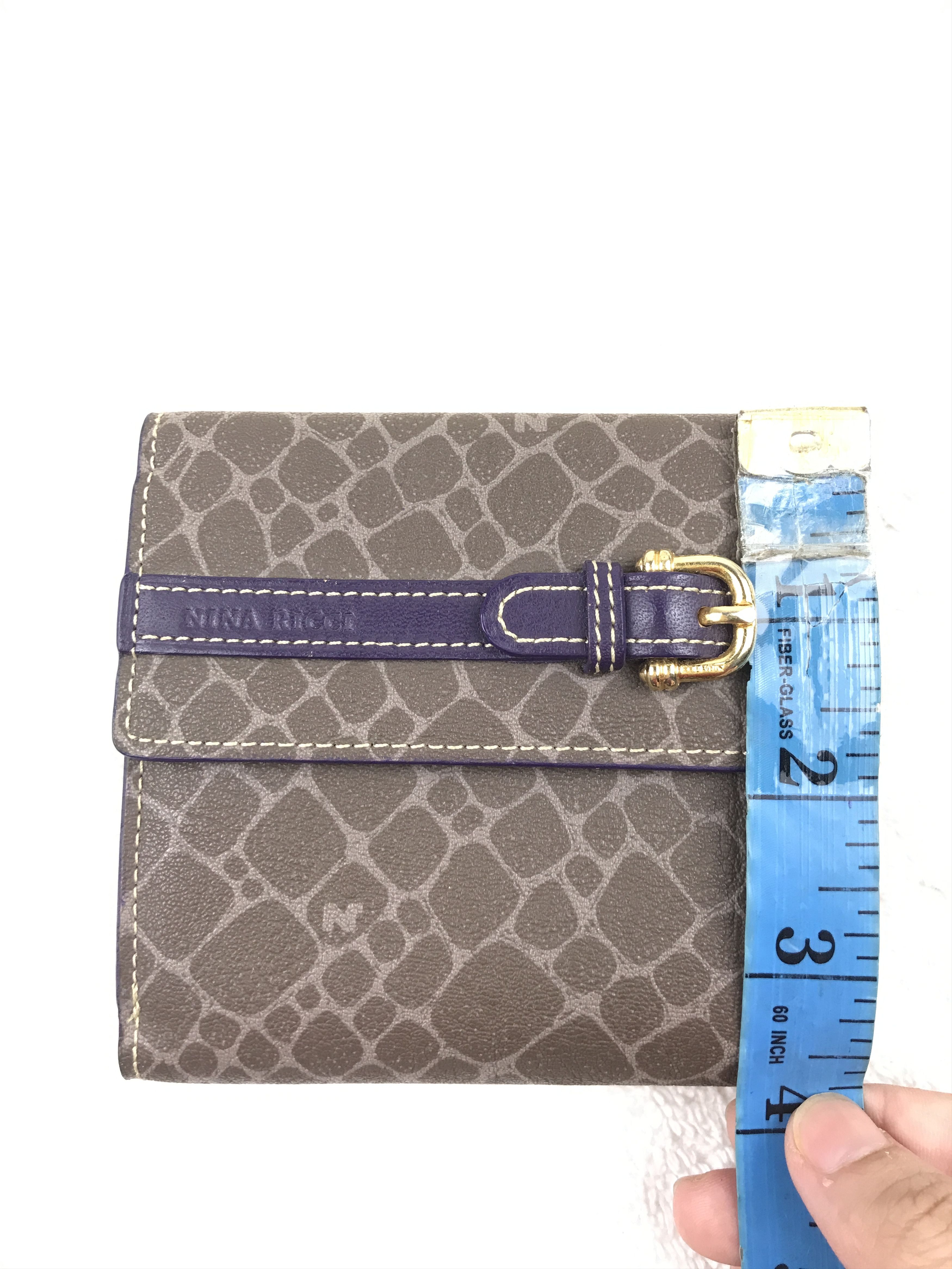 Vintage Nina Ricci Leather Pattern Kisslock Bifold Wallet
