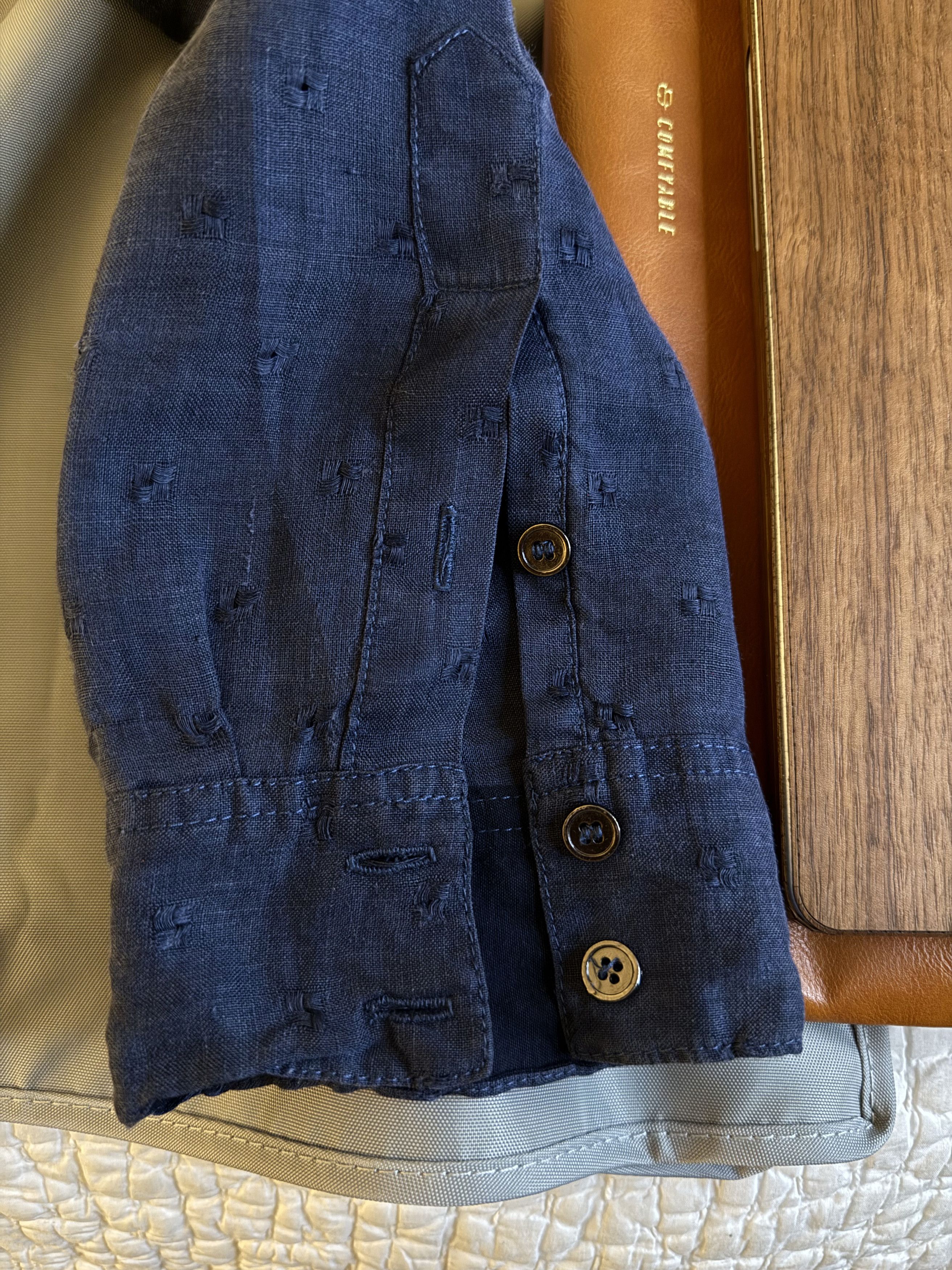 Rogue Effortless Cool ROGUE Distressed Linen Shirt, Badass Details Size US L / EU 52-54 / 3 - 13 Thumbnail