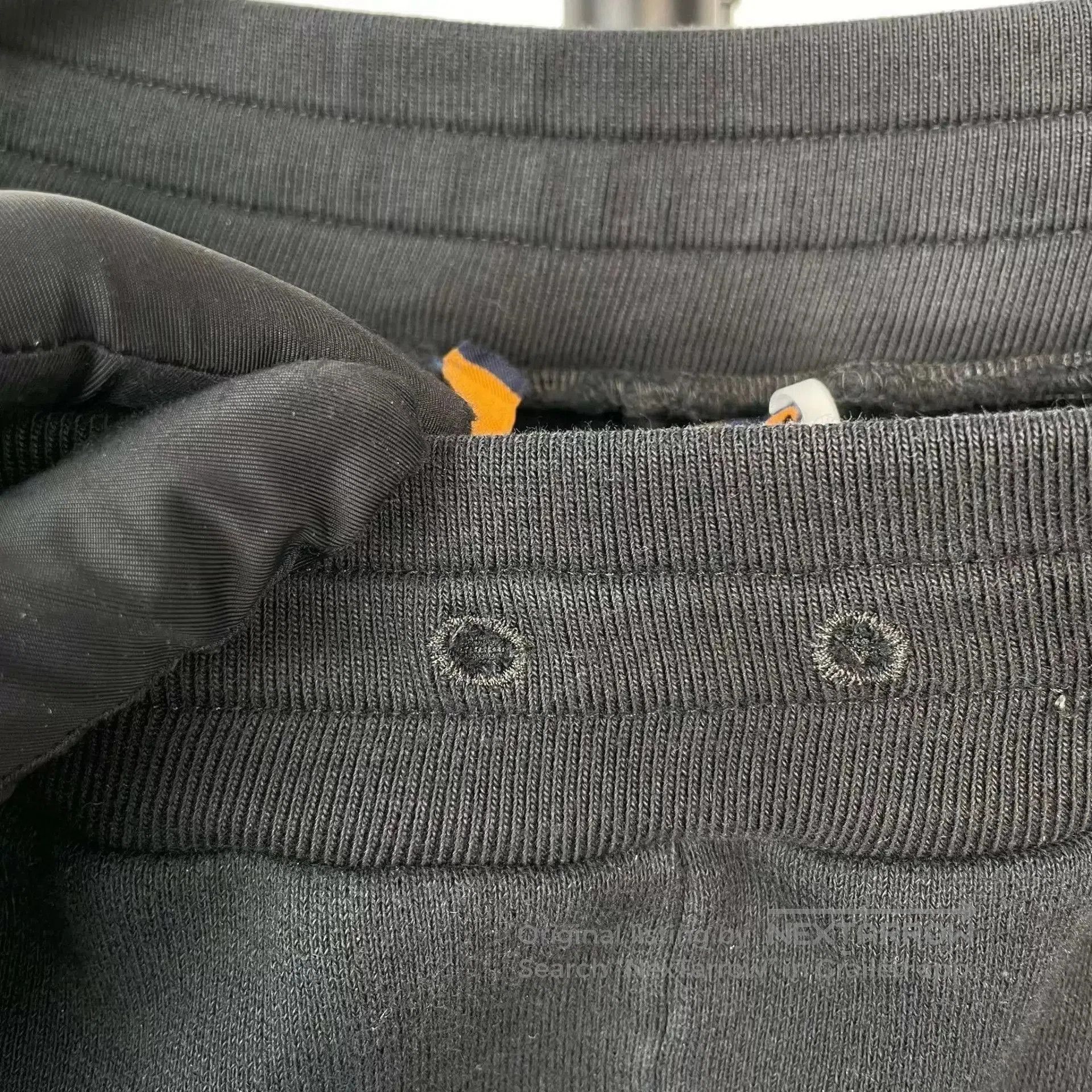 Louis Vuitton Black Jogger Sweatpants with Logo. Size US 32 / EU 48 - 5 Thumbnail