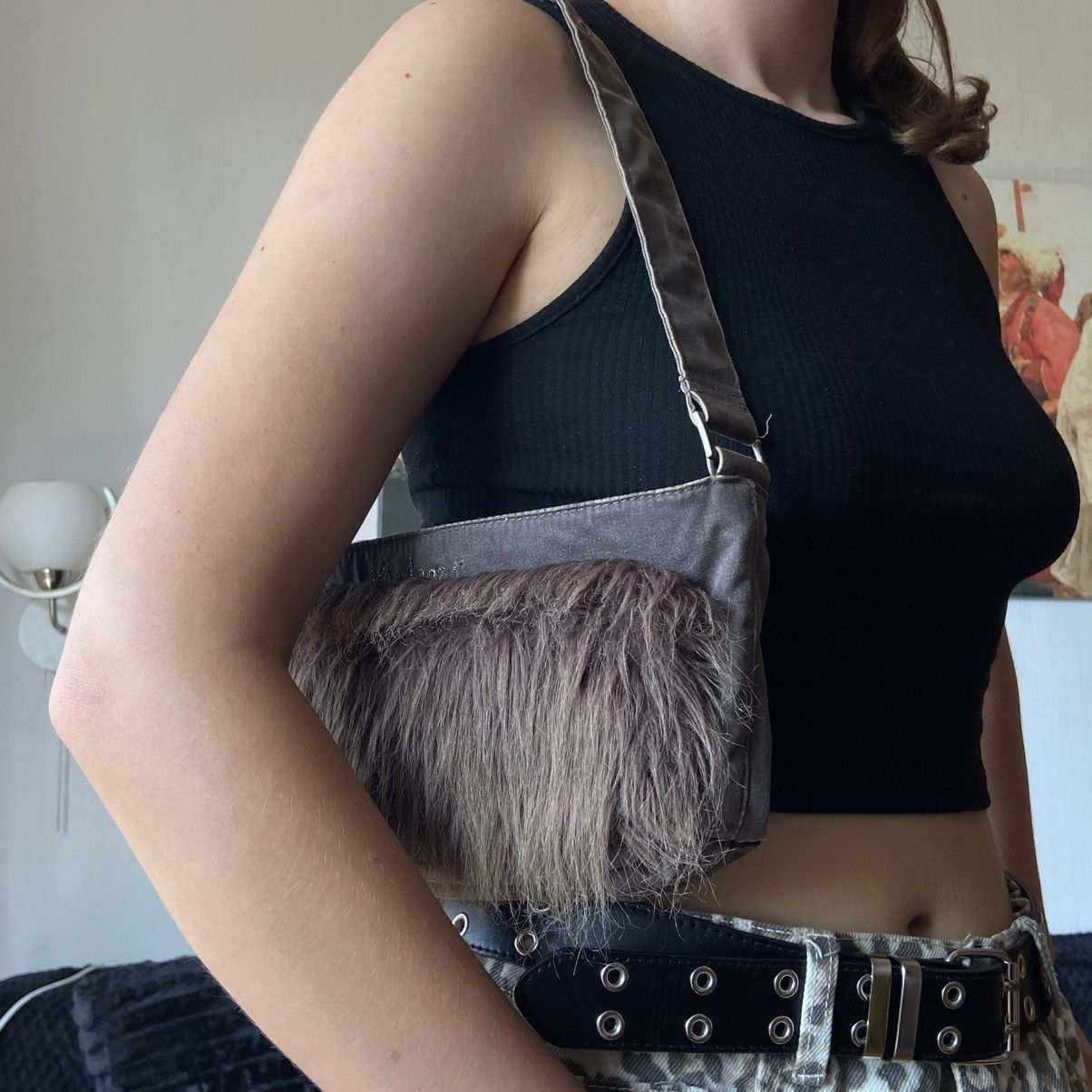Hysteric Glamour 📌 Crazy Vintage Kickers Faux Fur Y2K Handle Bag Size ONE SIZE - 3 Thumbnail