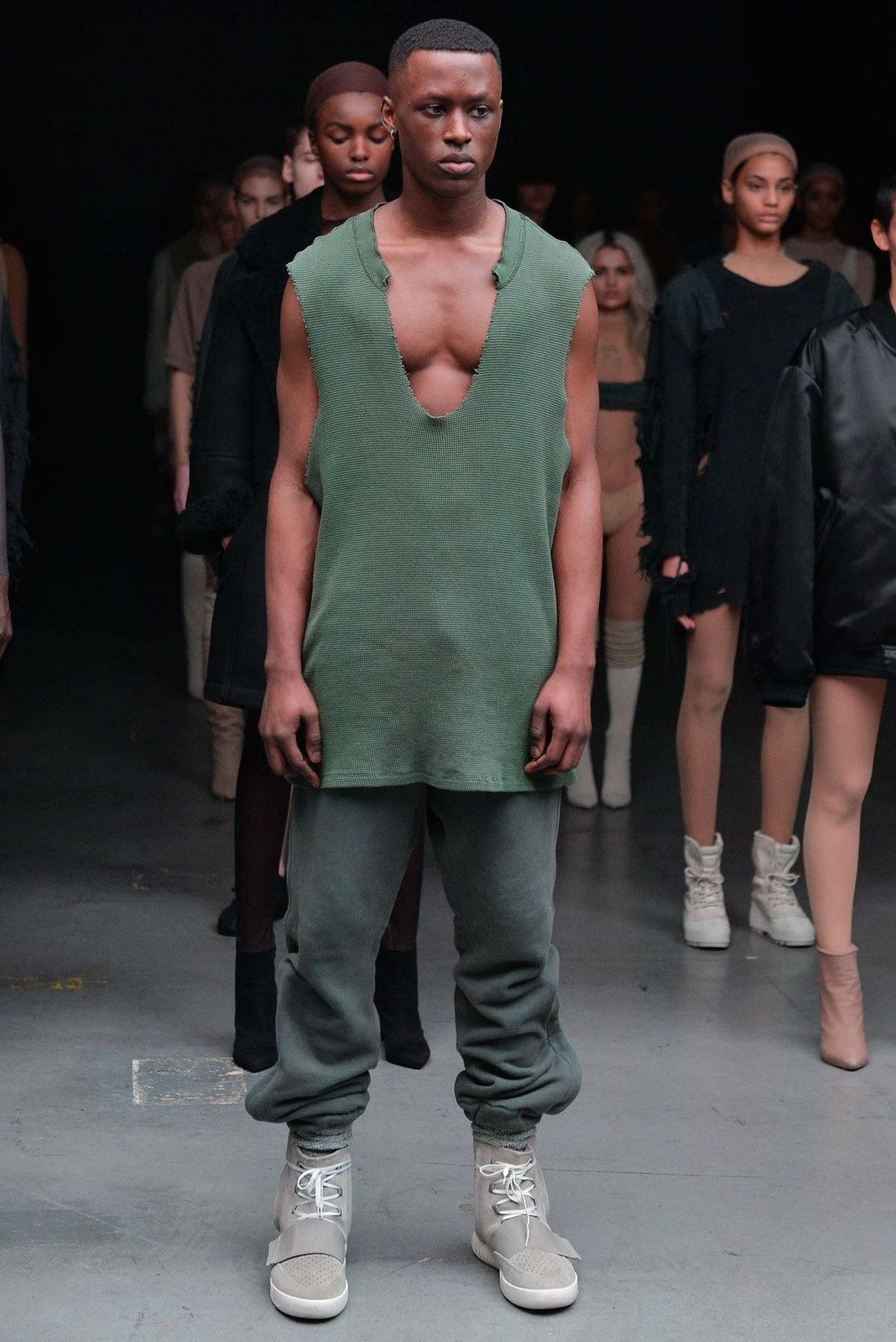 Yeezy YEEZY SEASON 1 DISTRESSED TANK TOP YZY SZN KANYE WEST Size US M / EU 48-50 / 2 - 10 Thumbnail