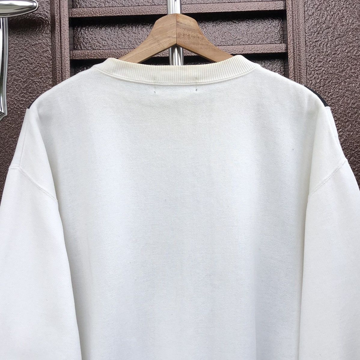 Gianni Valentino Vintage Gianni Valentino Italy Embroidery Logo Sweatshirts Size US L / EU 52-54 / 3 - 10 Thumbnail