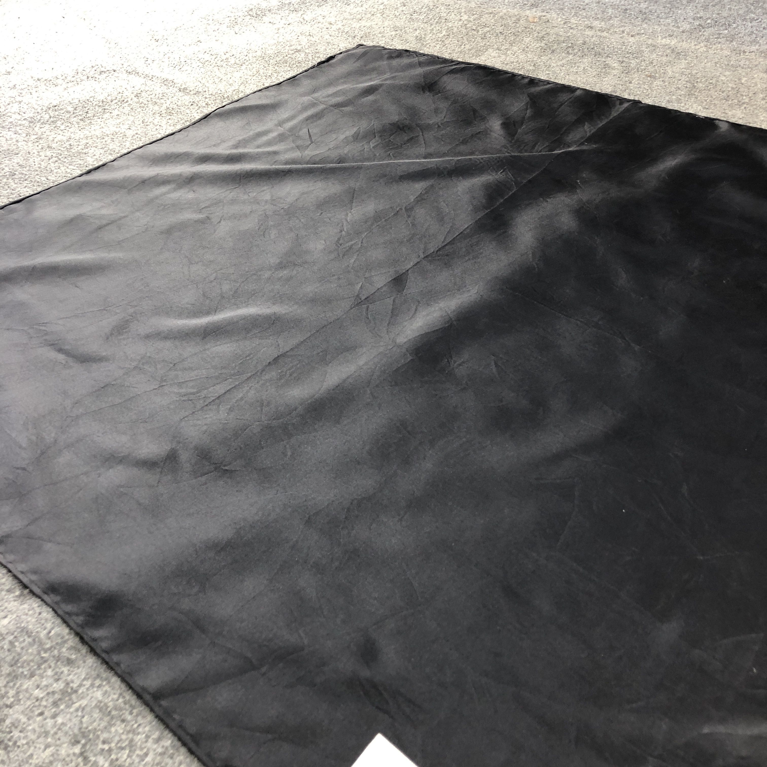 Givenchy Vintage Givenchy Hand Rolled Silk Scarf M1414 Size ONE SIZE - 3 Thumbnail