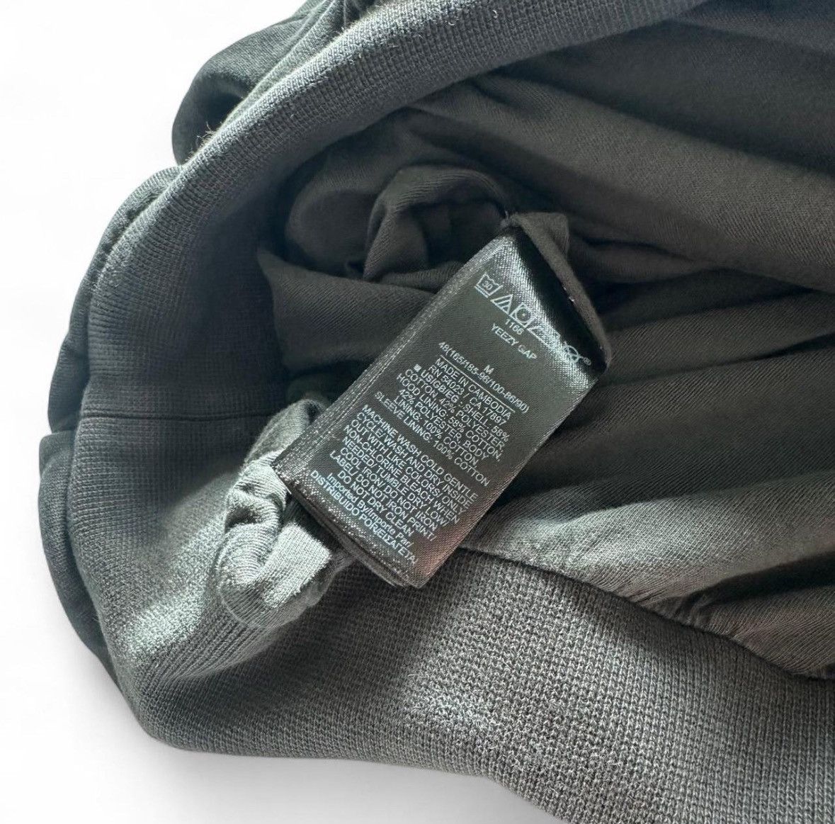 Balenciaga × Gap × Yeezy Dove Hoodie Size US M / EU 48-50 / 2 - 3 Thumbnail