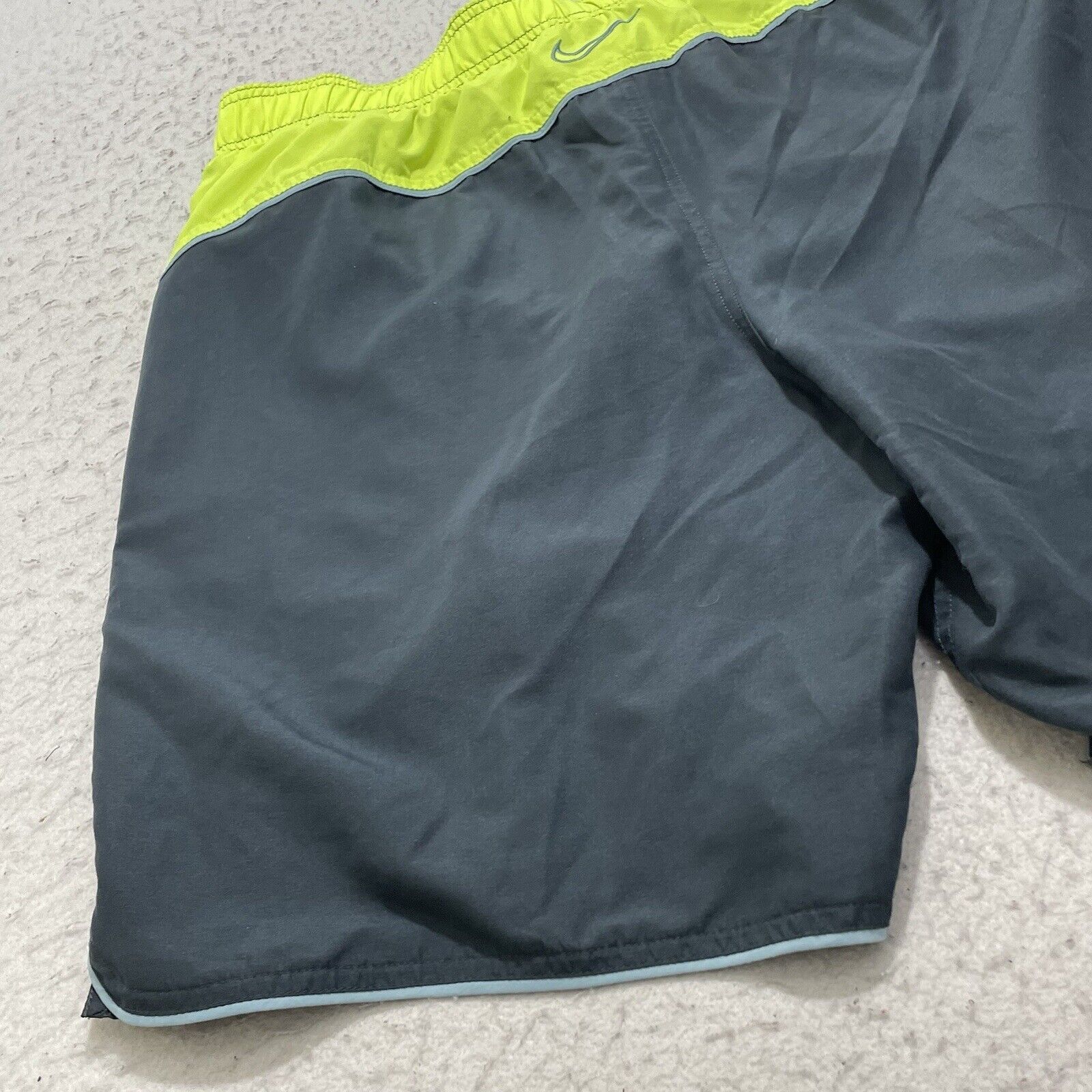 Nike Nike Swim Trunks Mesh Gray Green Drawstring Bathing Suit Size US 32 / EU 48 - 14 Thumbnail