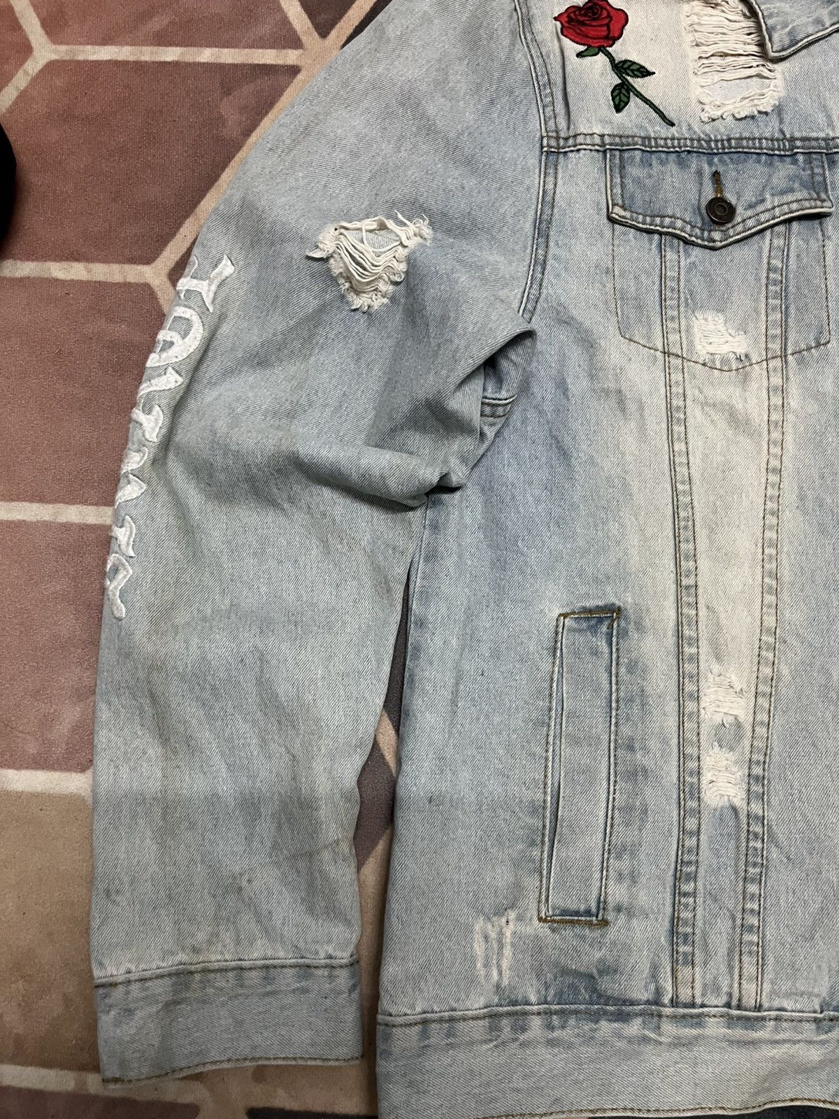 Brooklyn Clothing 💥BRKLYN CLOTH Dragon And Roses Embroidery Distressed Trucker Size US XL / EU 56 / 4 - 11 Thumbnail