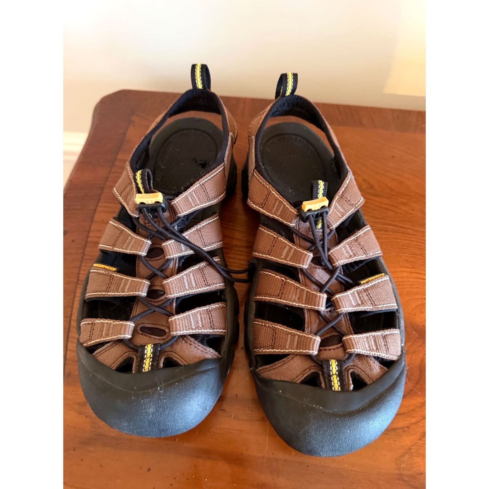 KEEN KEEN Newport Mens Waterproof Sandals Bison Leather Sz 8 Excellent Used Condition Size ONE SIZE - 3 Thumbnail