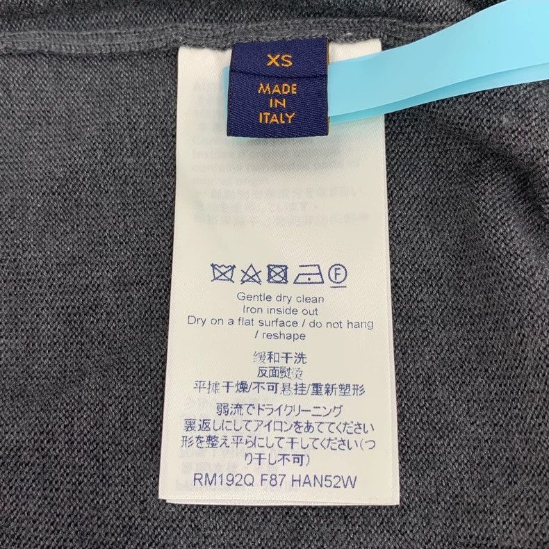 Louis Vuitton Louis Vuitton Grey logo-embroidered wool crewneck long-sle Size US XS / EU 42 / 0 - 7 Thumbnail