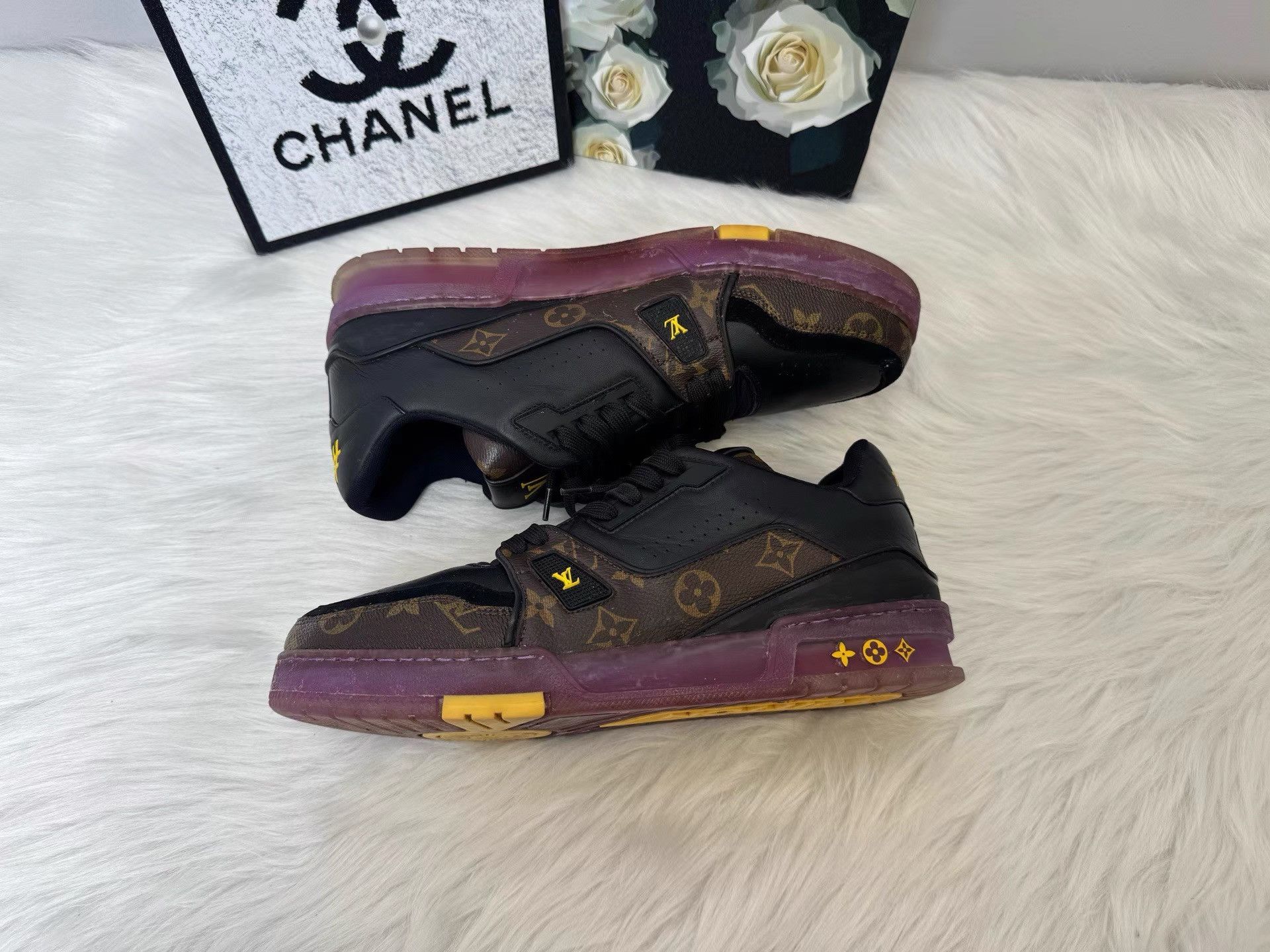 Louis Vuitton LV Trainer Leather Casual Shoes K36 Size US 9 / EU 42 - 7 Thumbnail