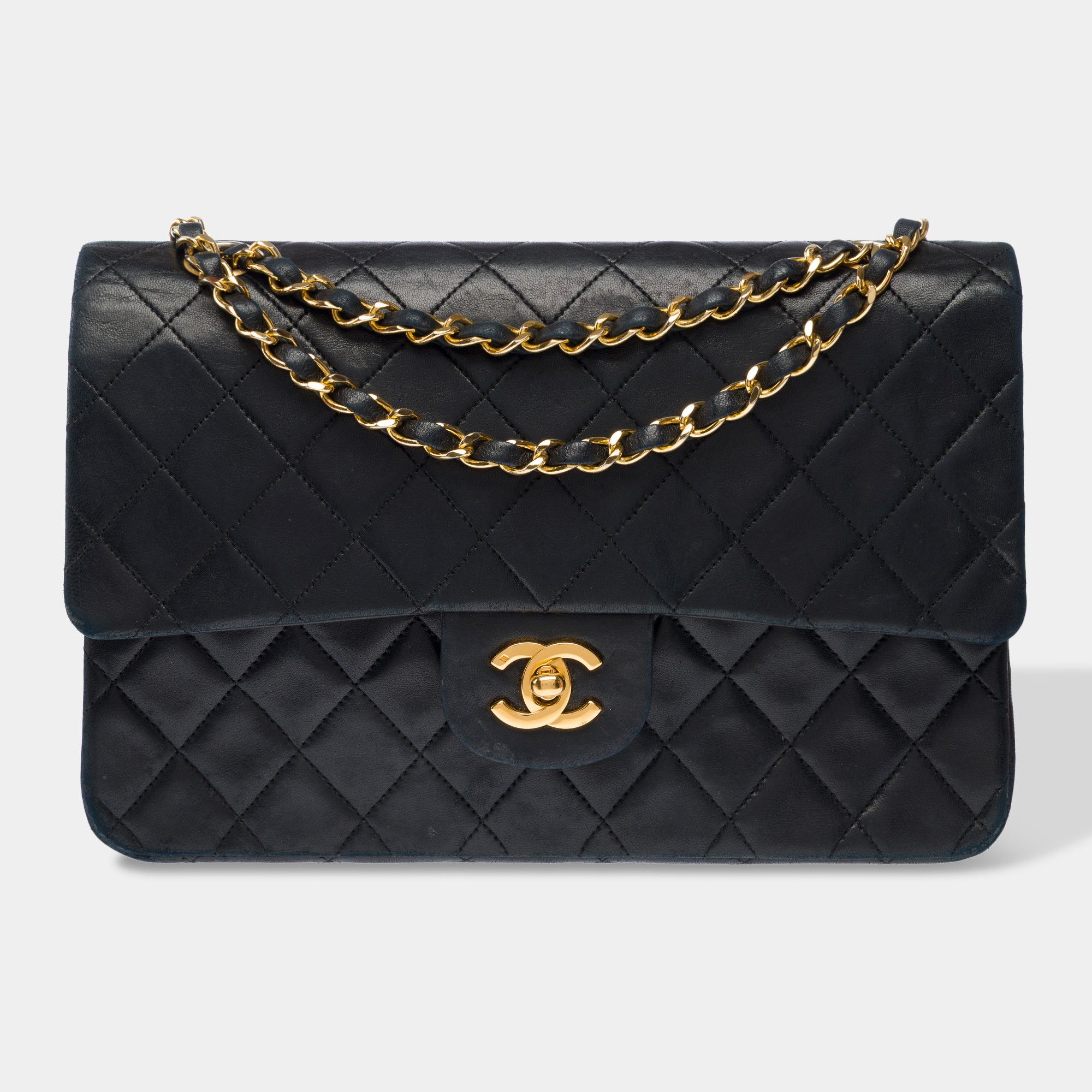 Chanel Chanel Timeless Classique in Black Leather Size ONE SIZE - 1 Thumbnail