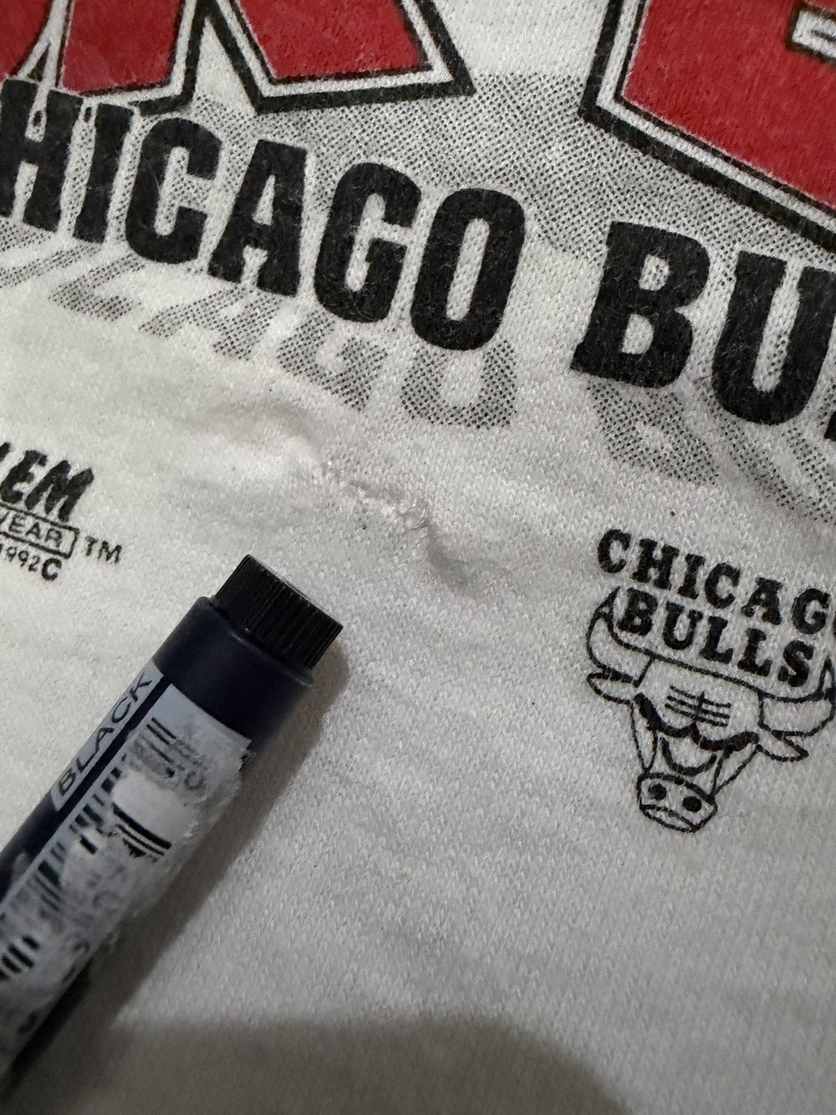 NBA Vintage 90s Chicago Bulls NBA World Champs Back to Back Size US L / EU 52-54 / 3 - 6 Thumbnail
