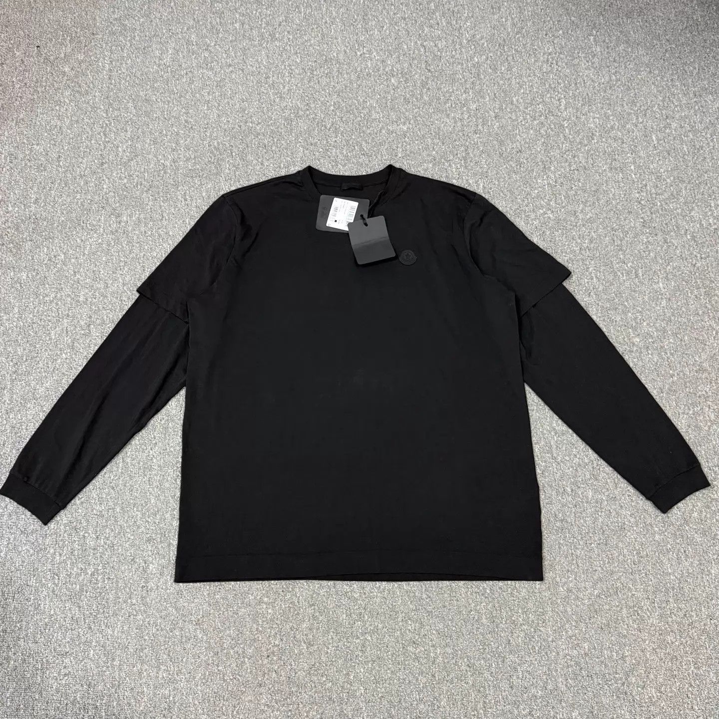 Moncler Moncler Black Two-Tone Printed Logo Long Sleeve XXL Size XXL / US 16-18 / IT 52-54 - 1 Thumbnail