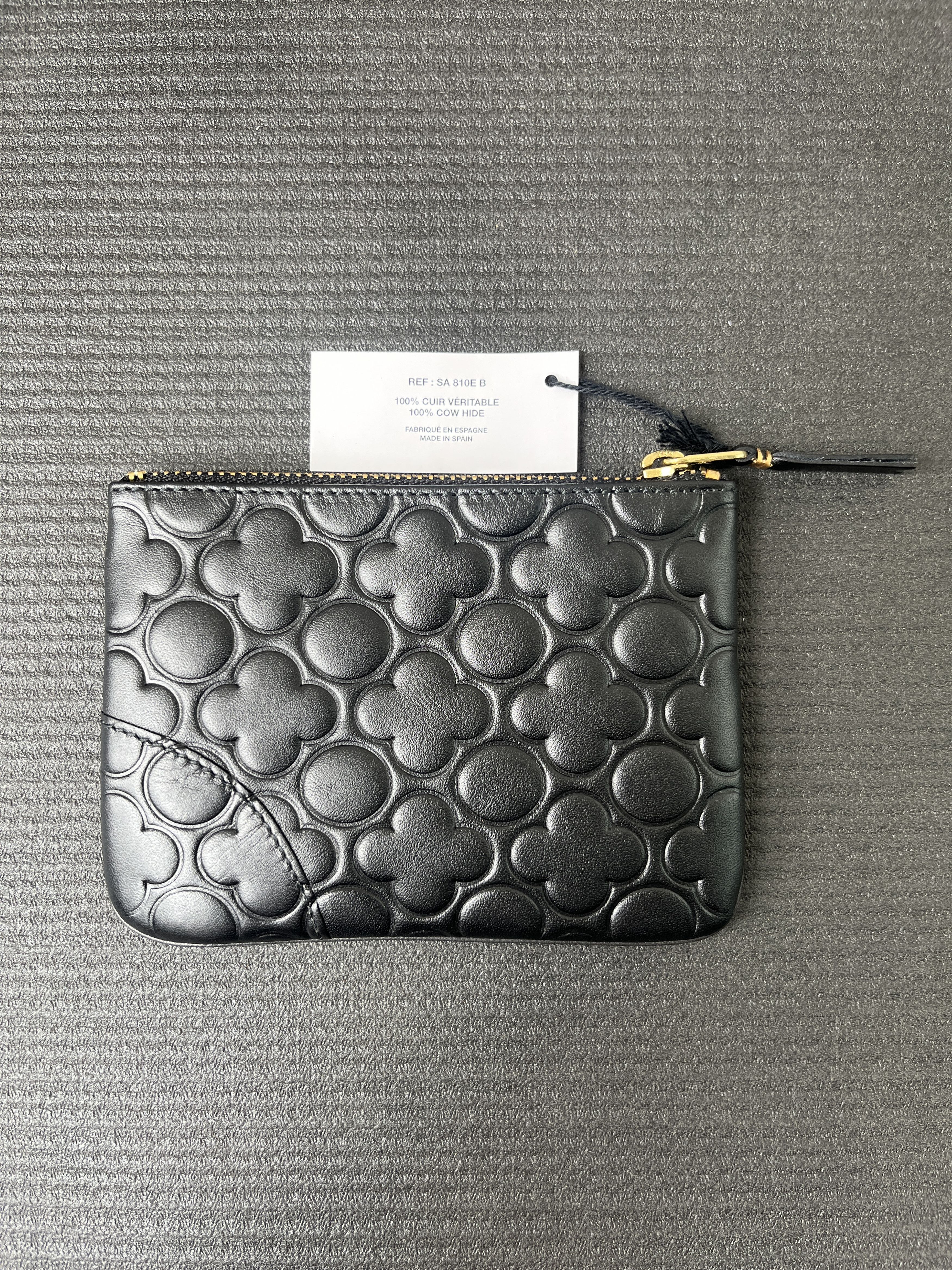 Comme des Garcons Comme des Garcons Embossed B Zip Pouch Wallet Size ONE SIZE - 3 Thumbnail
