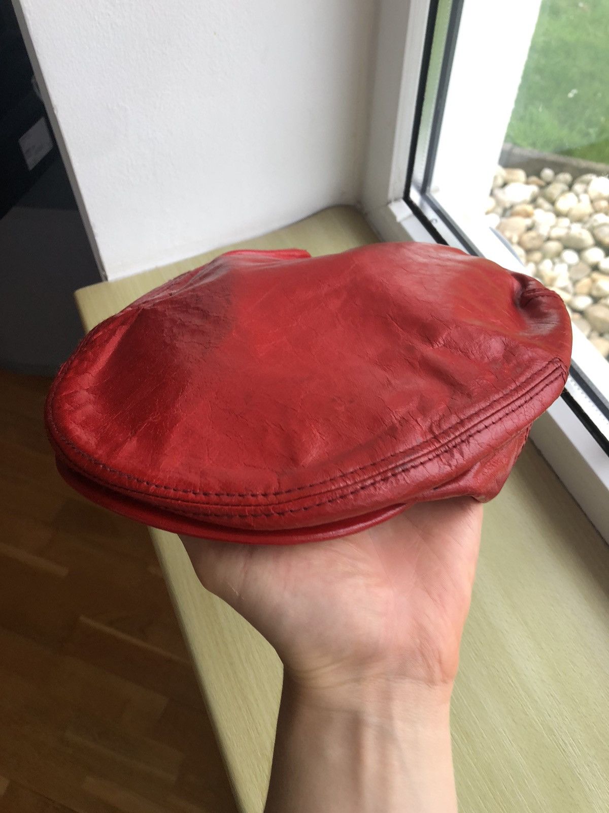 Vintage RARE ARMANI EXCHANGE VINTAGE RED LEATHER CAP HAT Size ONE SIZE - 4 Thumbnail