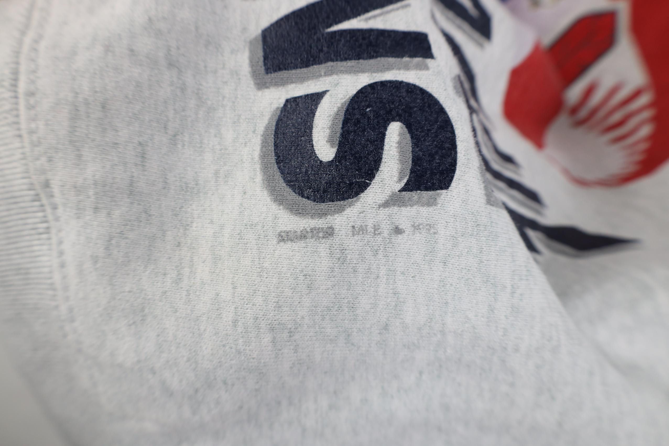 Starter Vintage Starter Chief Wahoo Cleveland Indians Sweatshirt Size US L / EU 52-54 / 3 - 8 Thumbnail